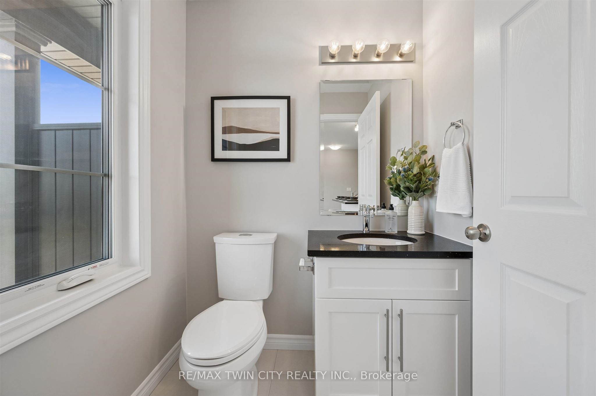 8 Oat Lane Property Photo 16