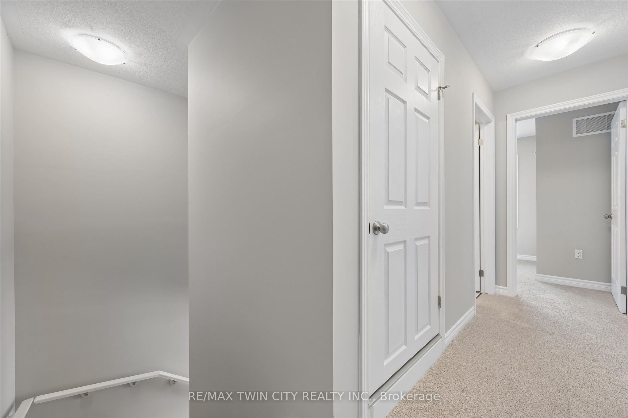 8 Oat Lane Property Photo 18