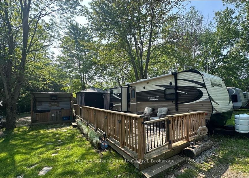 7489 Sideroad 5 E S4 Property Photo 1
