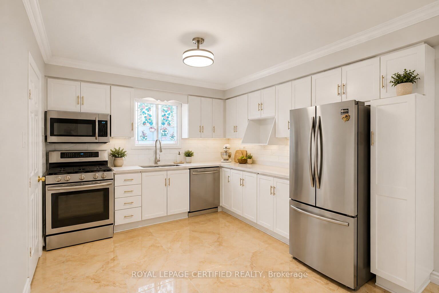 35 Trenholme Crescent Property Photo 7