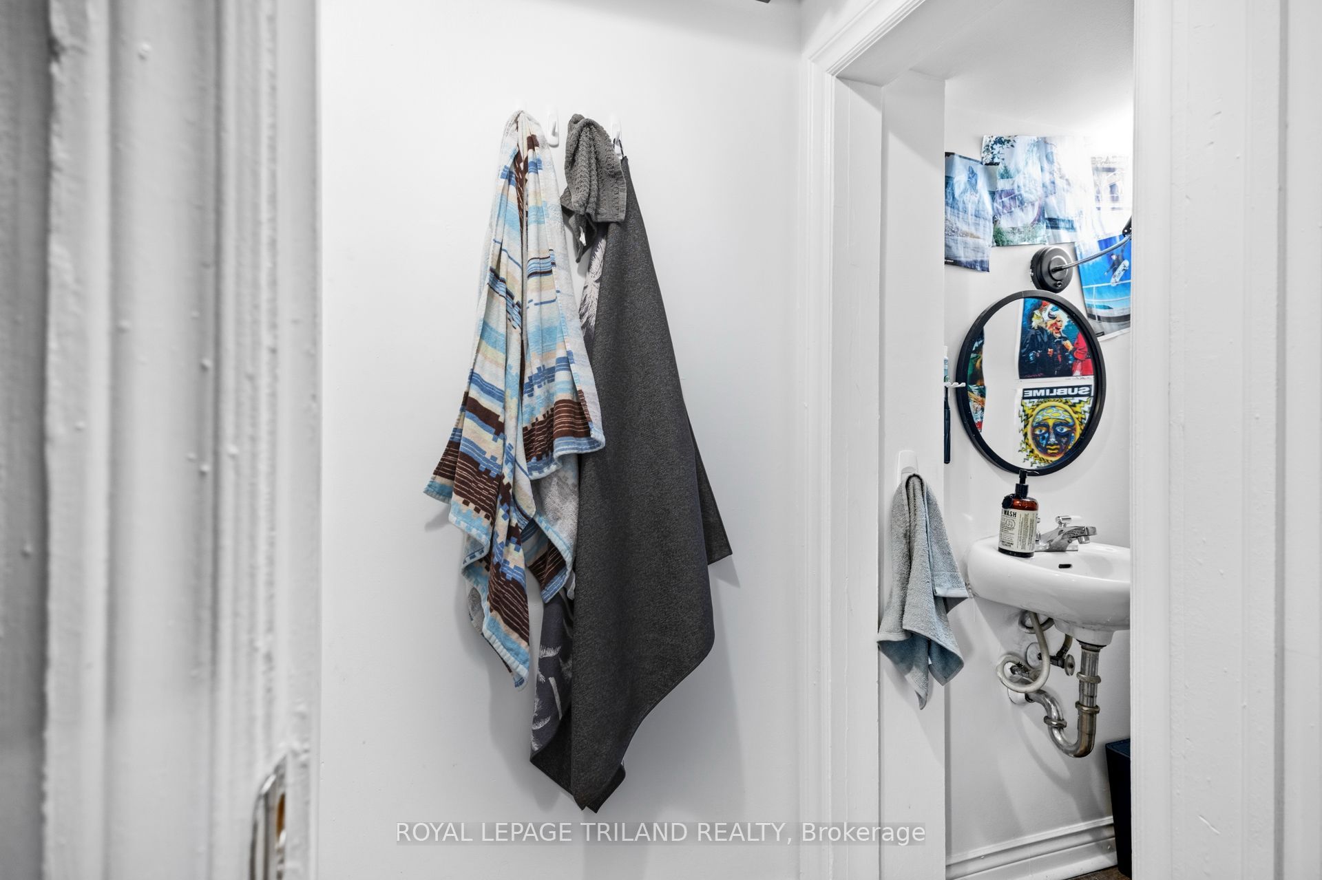 193 Wharncliffe Road N Property Photo 13