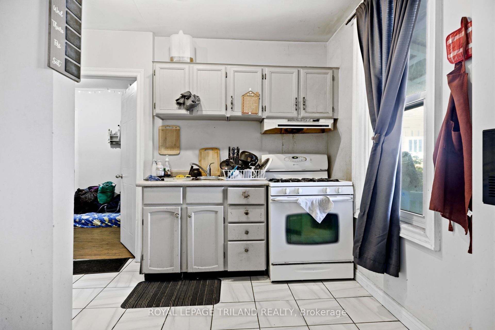 193 Wharncliffe Road N Property Photo 32