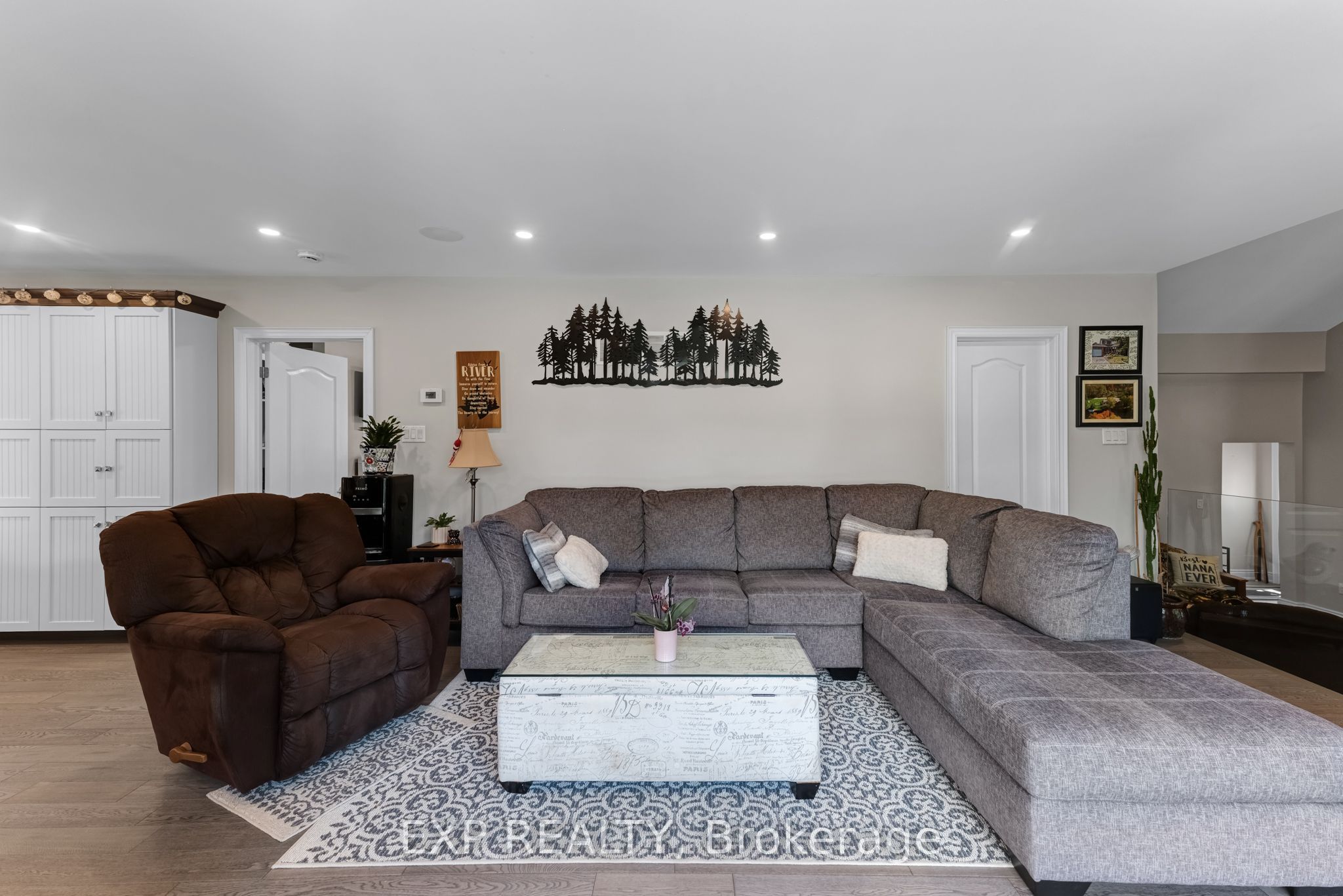 87 Superior Road Property Photo 10