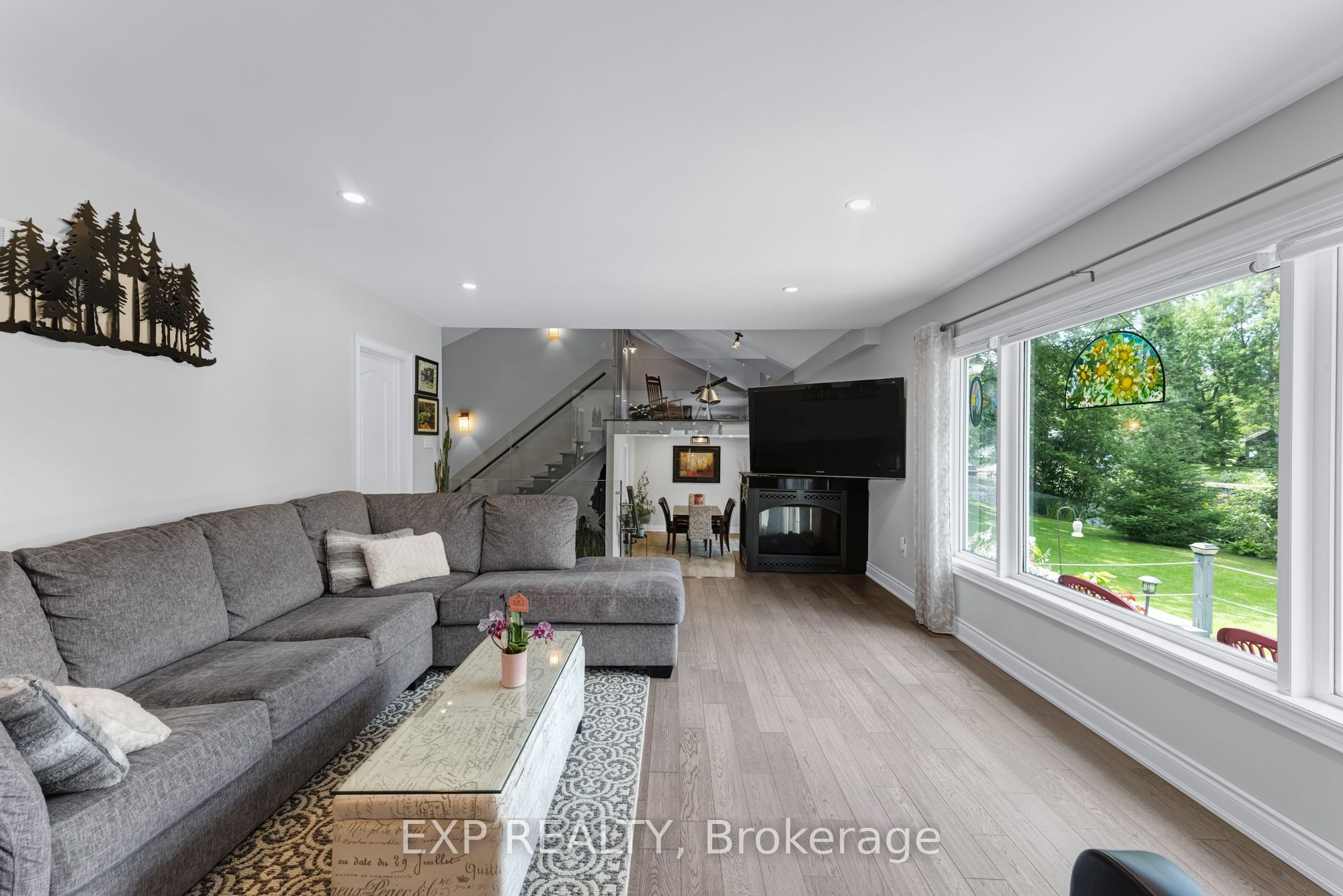 87 Superior Road Property Photo 11