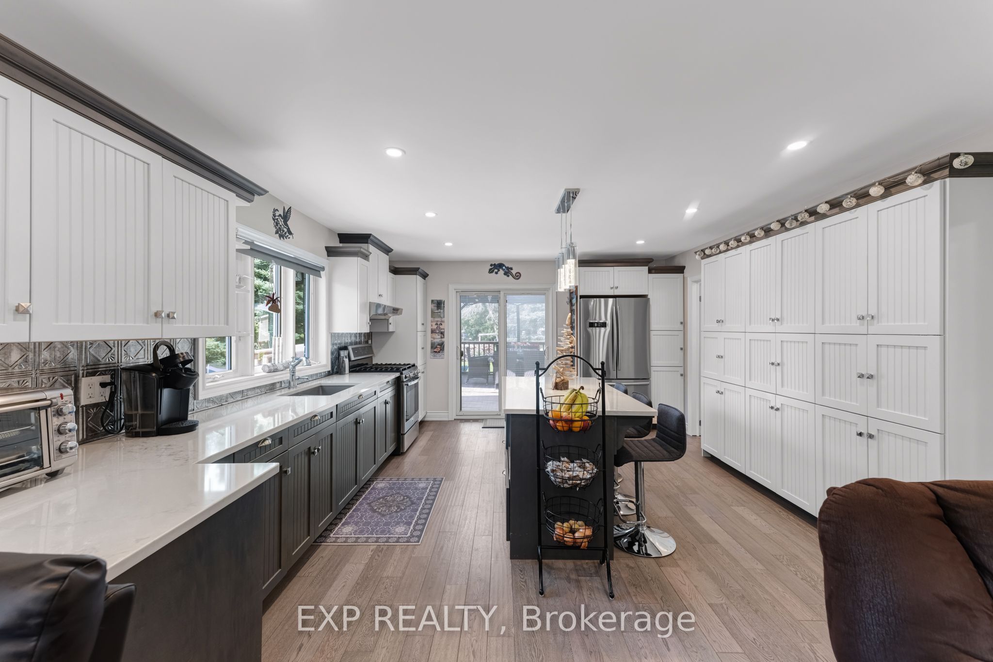 87 Superior Road Property Photo 12