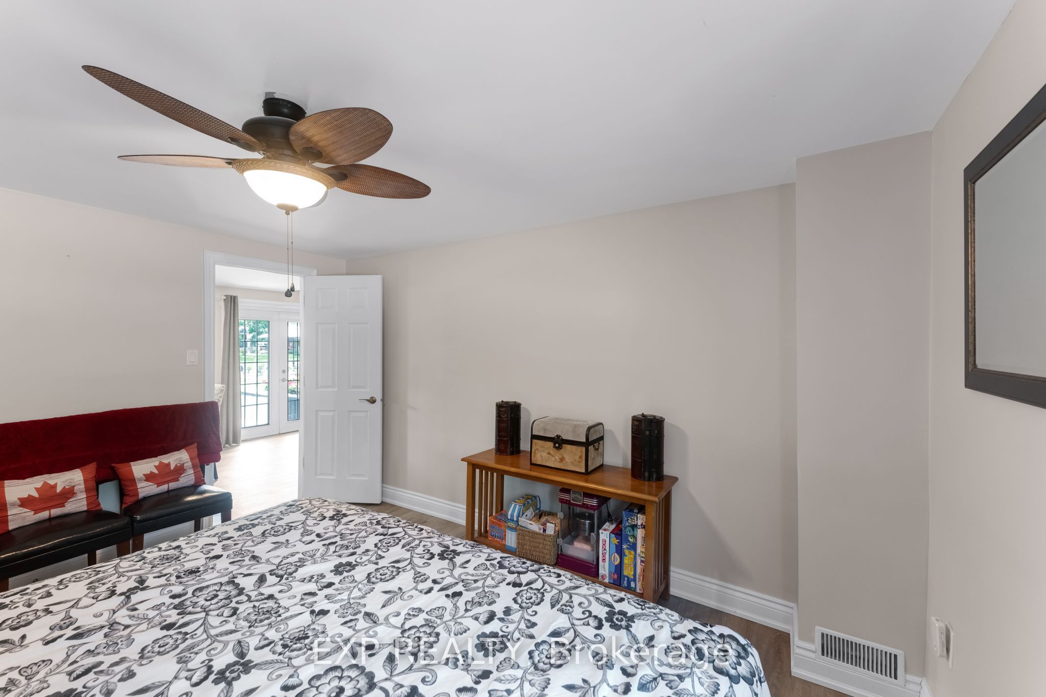 87 Superior Road Property Photo 28