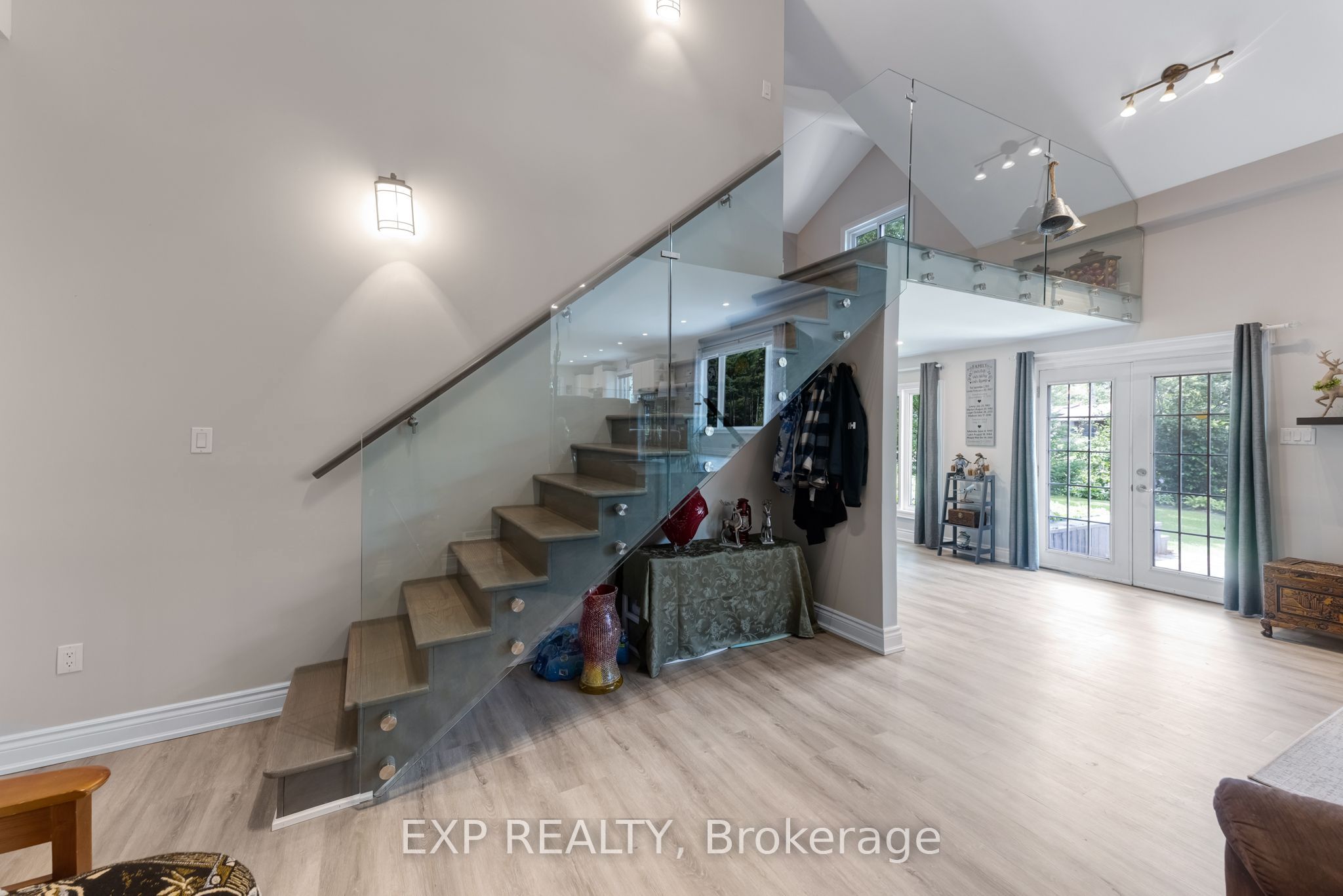 87 Superior Road Property Photo 29