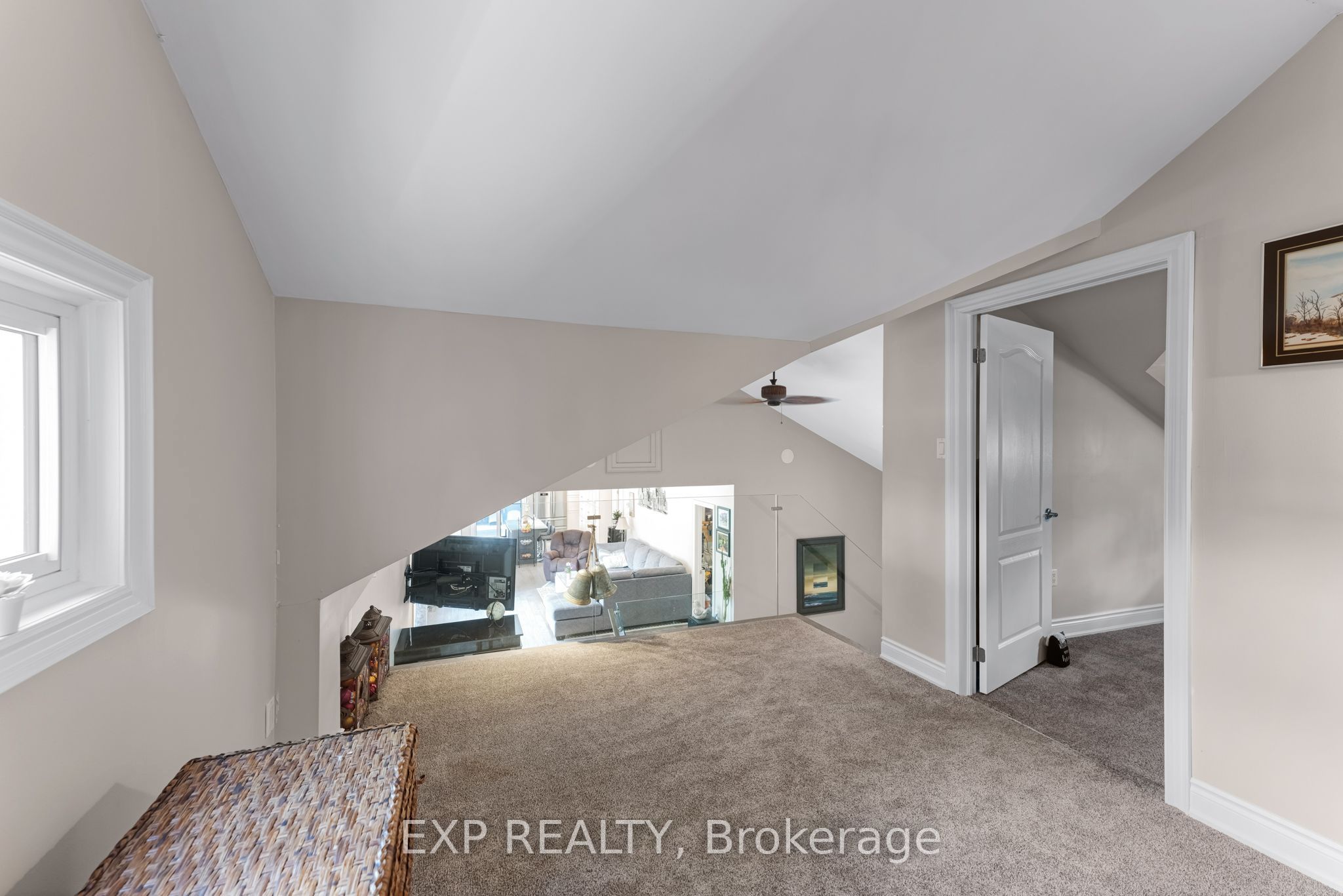 87 Superior Road Property Photo 30