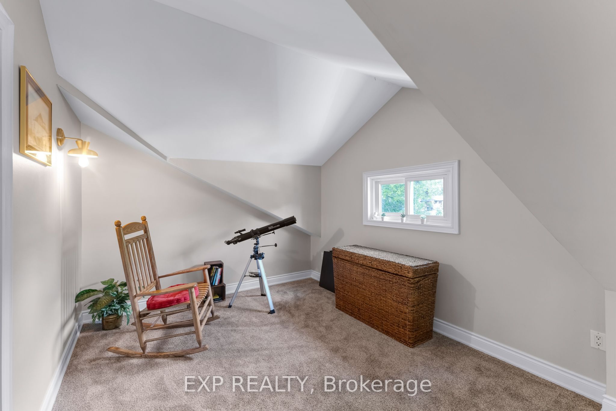 87 Superior Road Property Photo 31