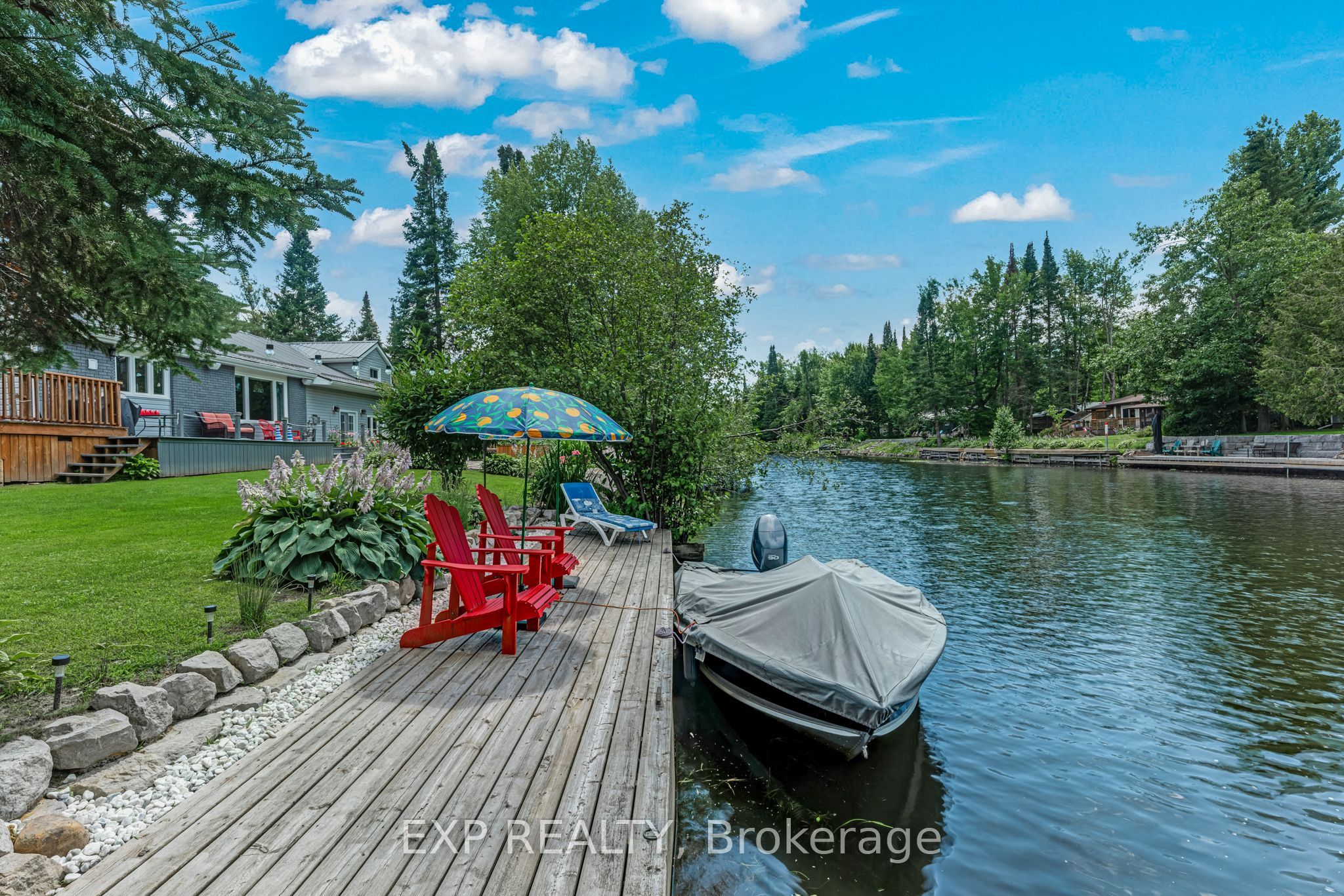 87 Superior Road Property Photo 44