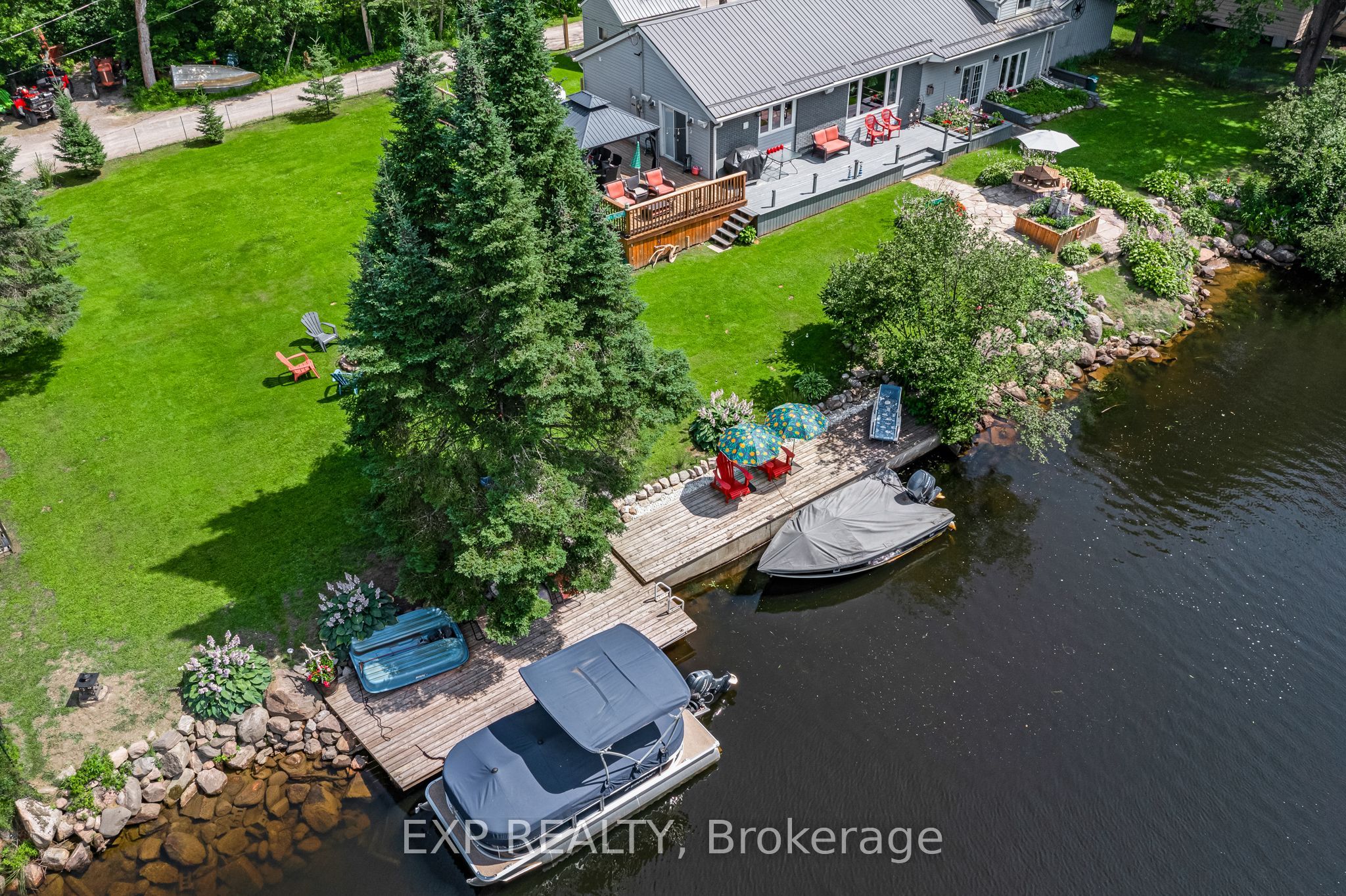 87 Superior Road Property Photo 45