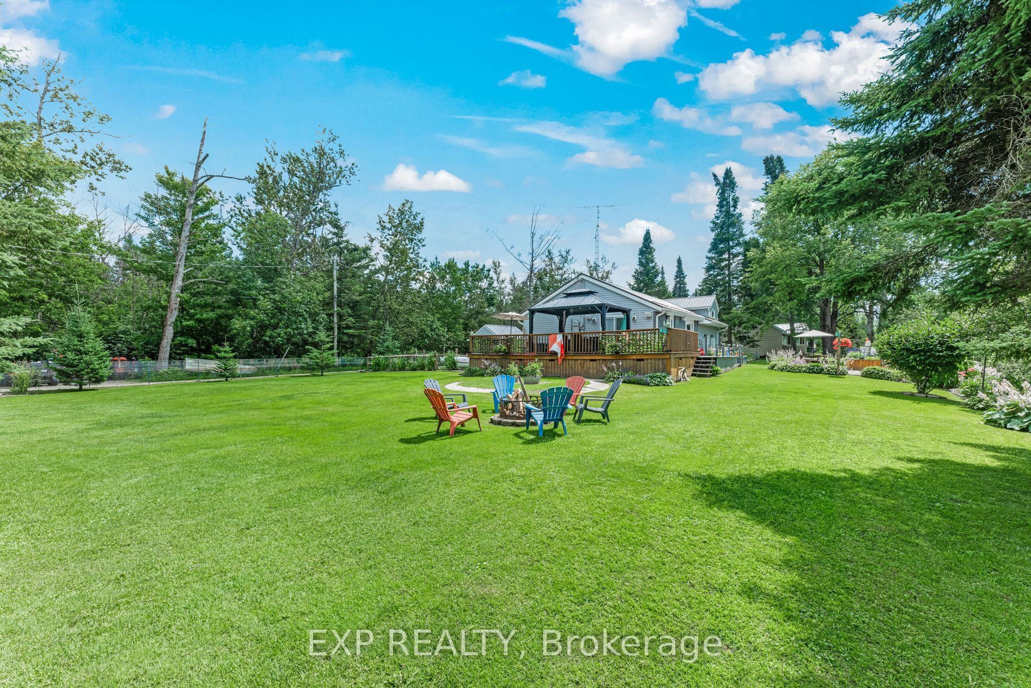 87 Superior Road Property Photo 47