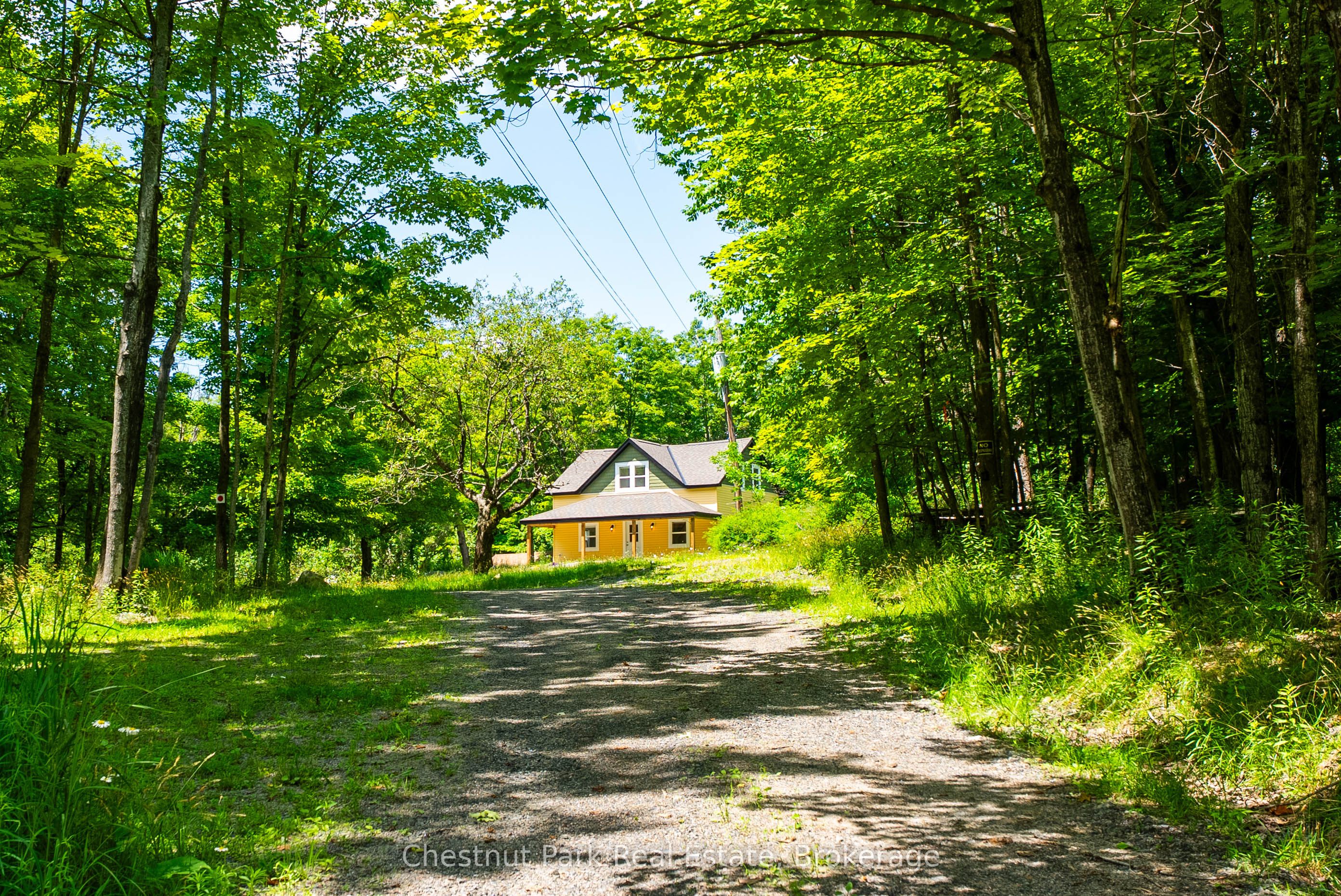 1435 Juddhaven Road Property Photo 5