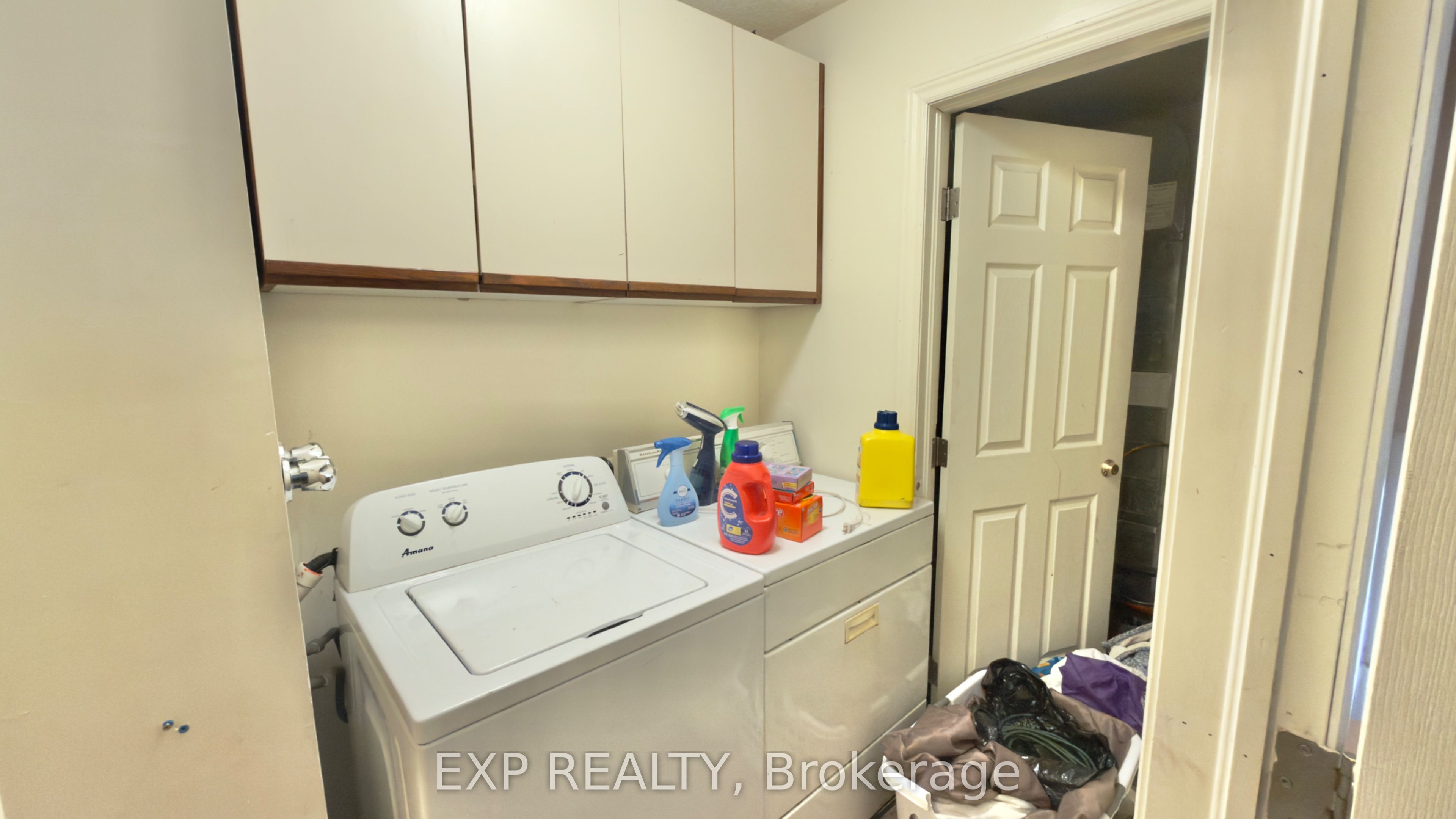 16 Marshall Street Property Photo 7