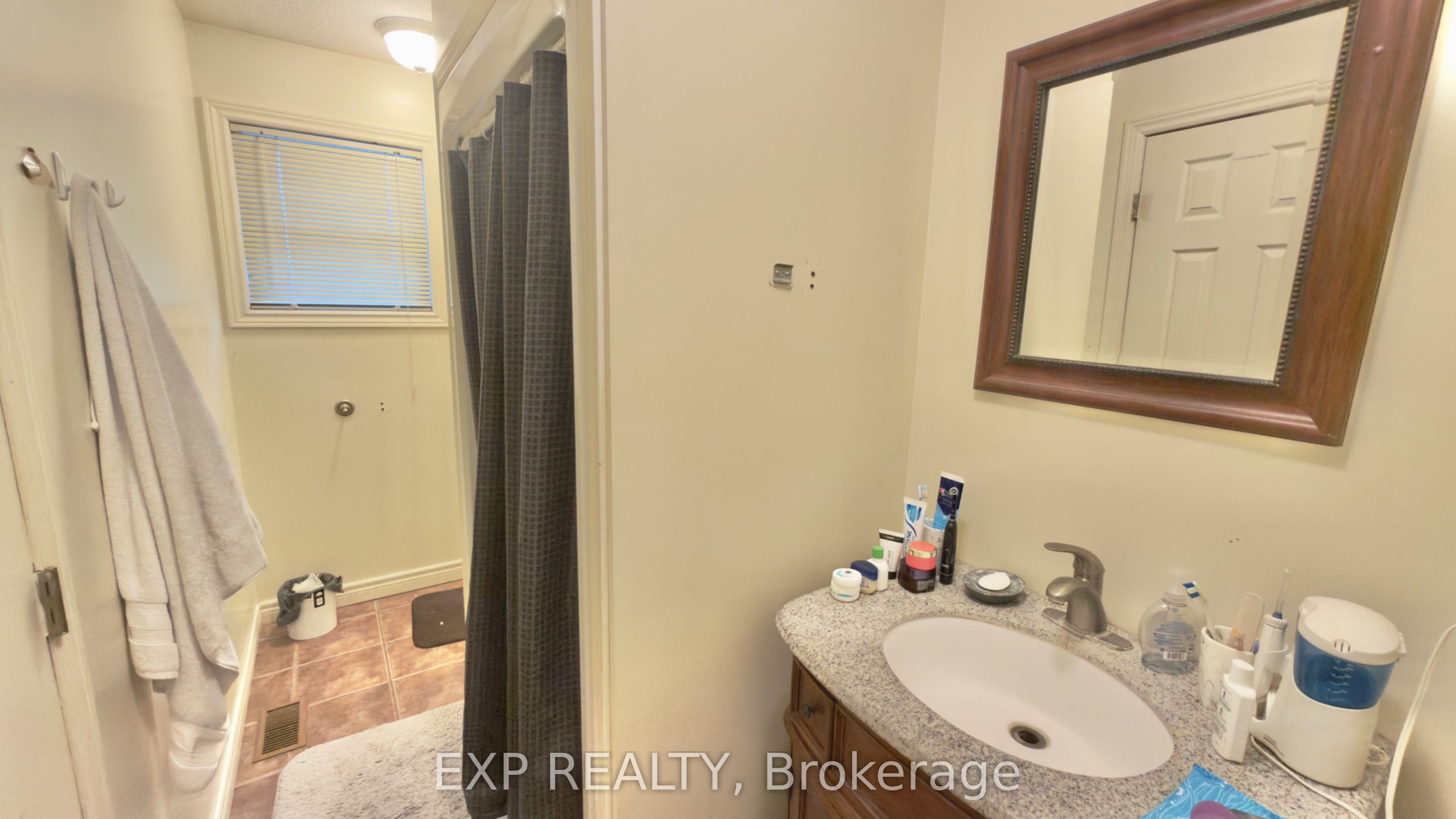 16 Marshall Street Property Photo 8