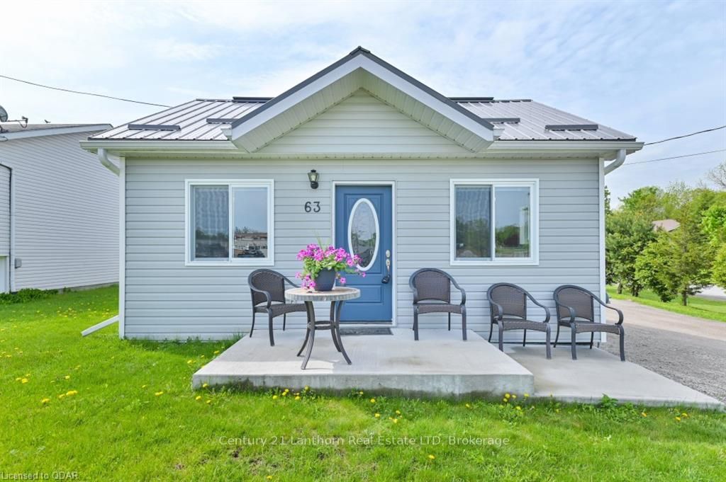 63 Livingstone Avenue E Property Photo 3