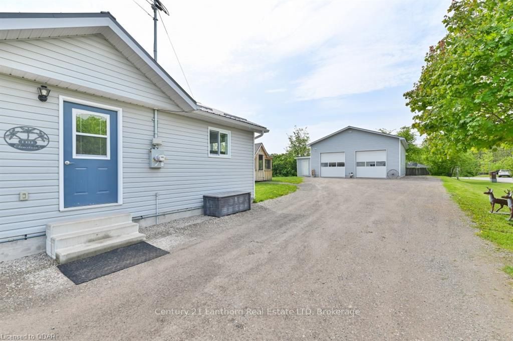 63 Livingstone Avenue E Property Photo 23