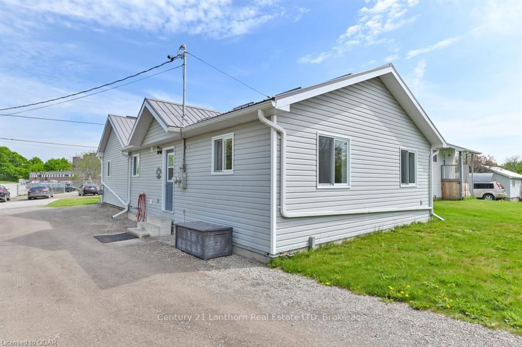 63 Livingstone Avenue E Property Photo 25
