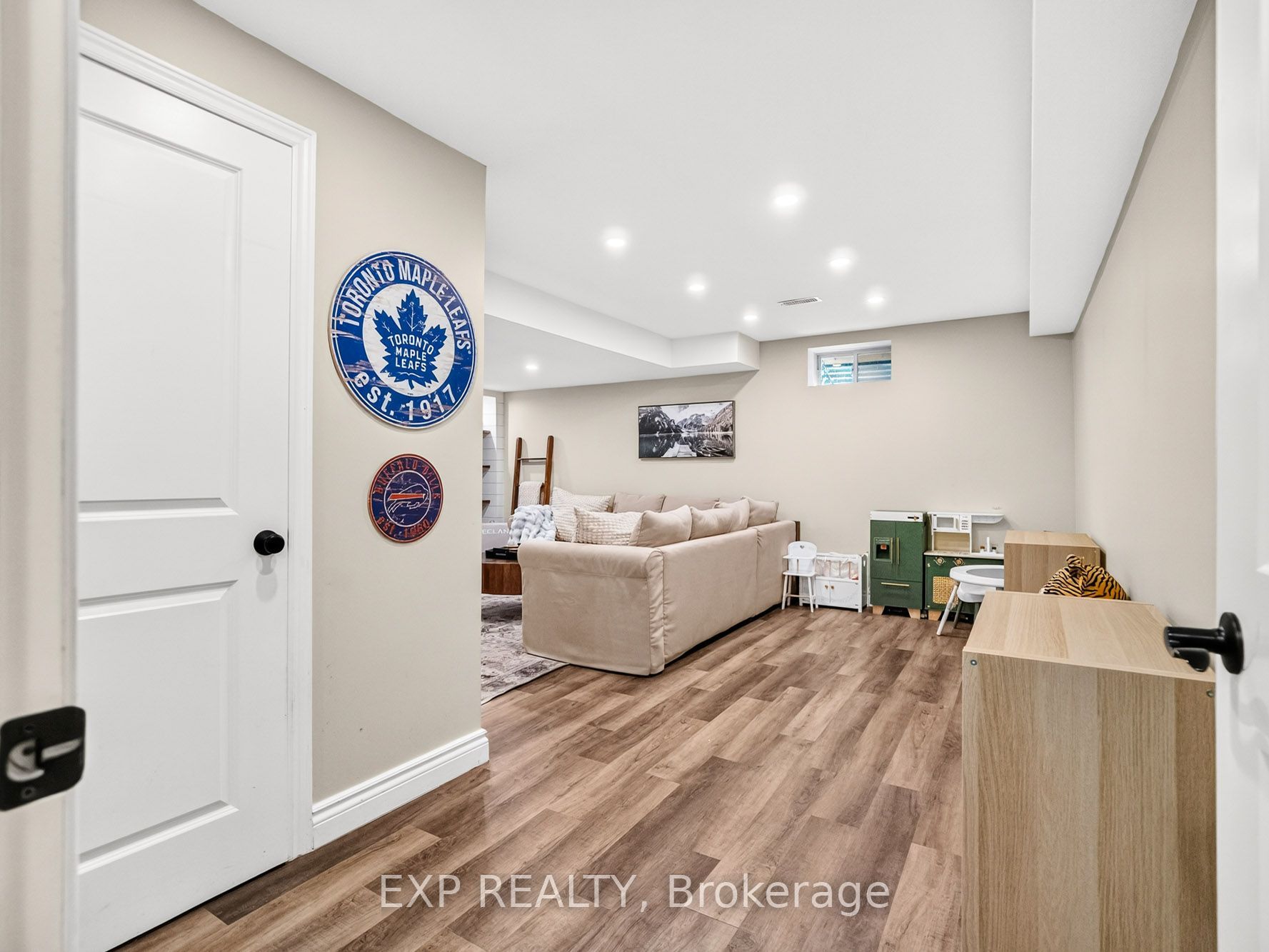 82 Dennis Drive Property Photo 25