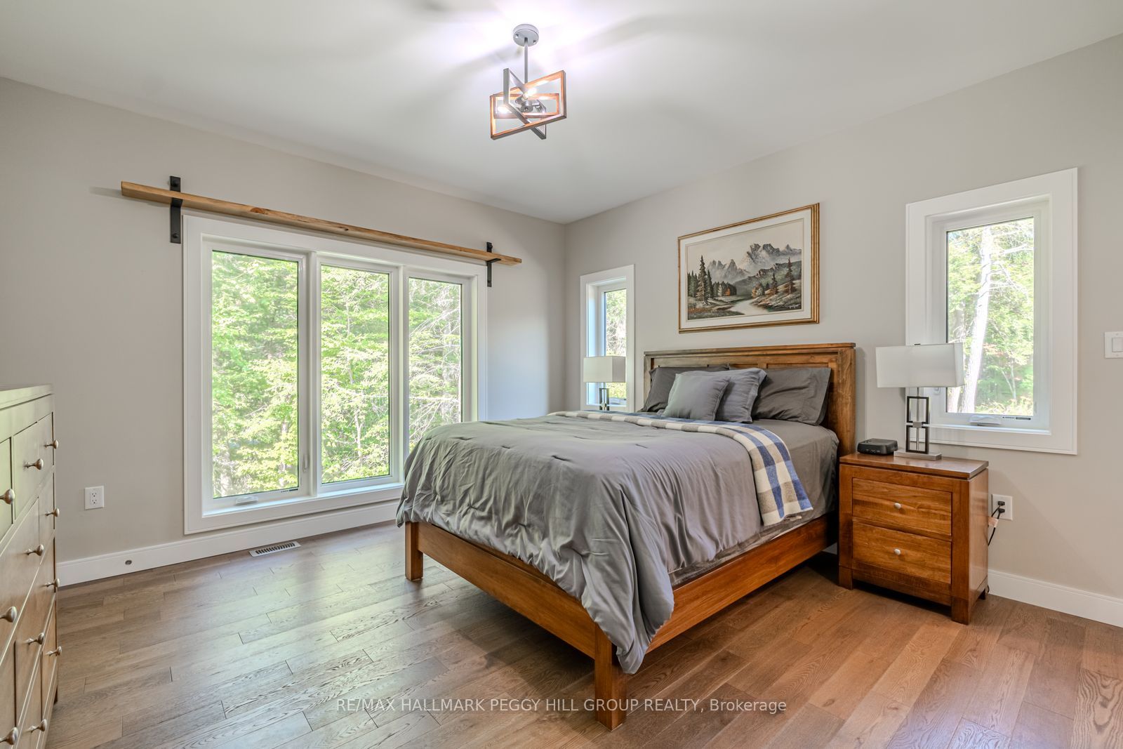 4571 Aspdin Road Property Photo 11