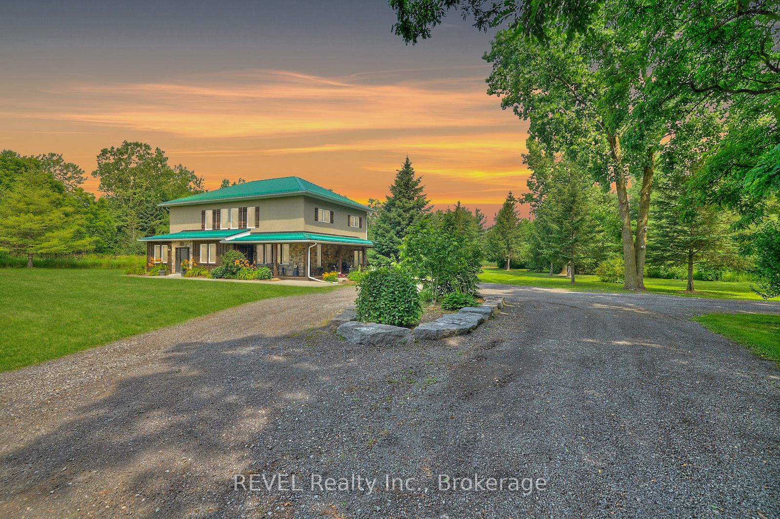 9695 Grassy Brook Road Property Photo 7