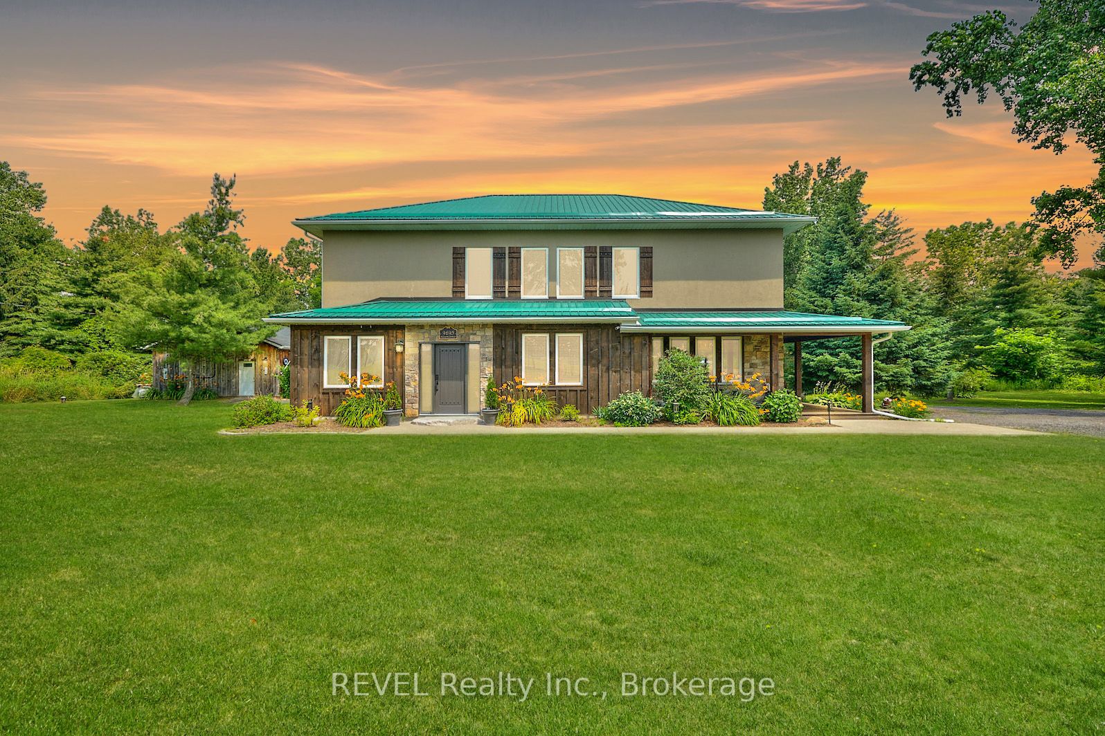 9695 Grassy Brook Road Property Photo 8