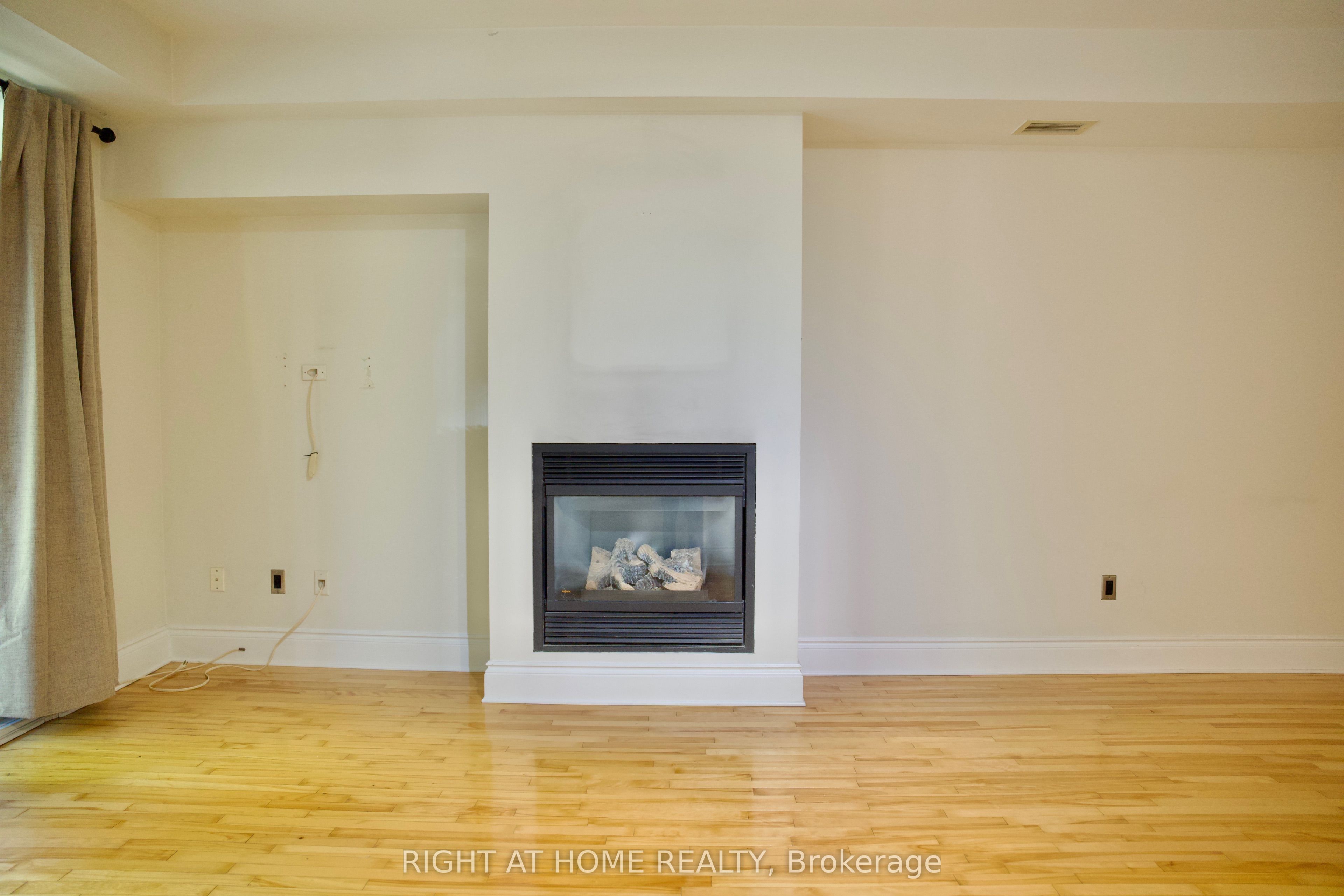 400 Mcleod Street 109 Property Photo 10