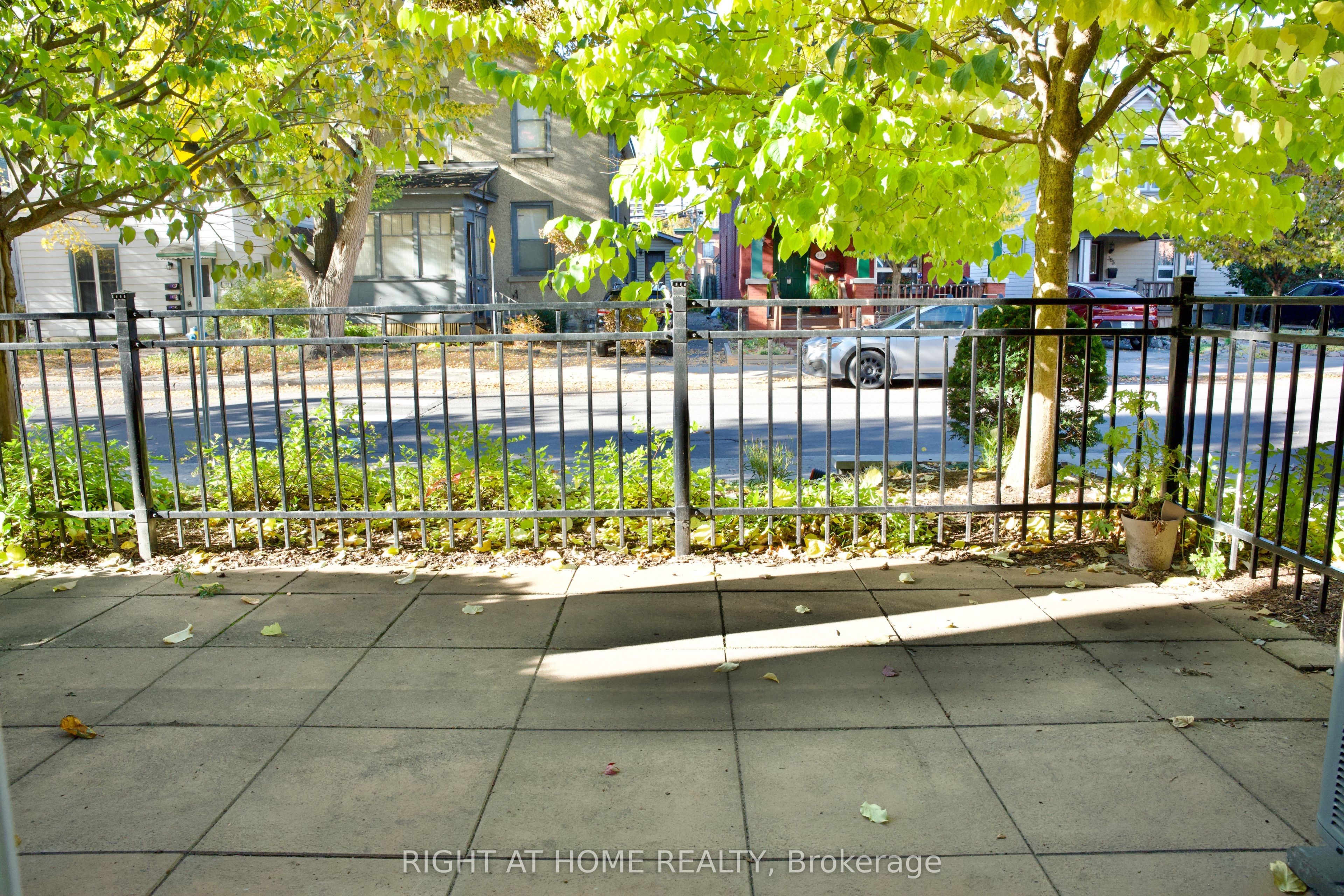 400 Mcleod Street 109 Property Photo 15