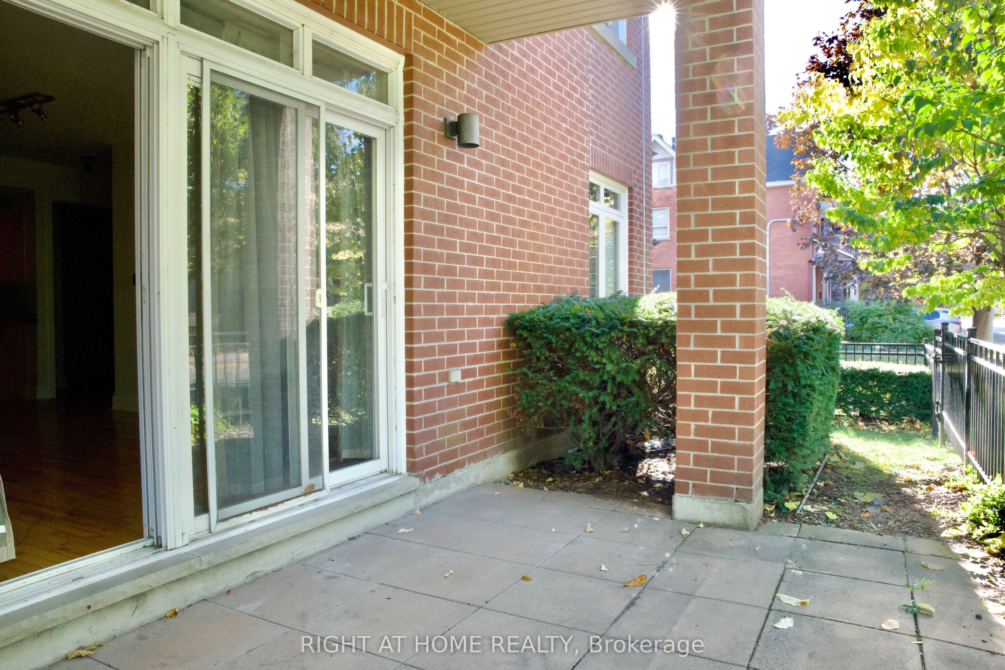 400 Mcleod Street 109 Property Photo 16