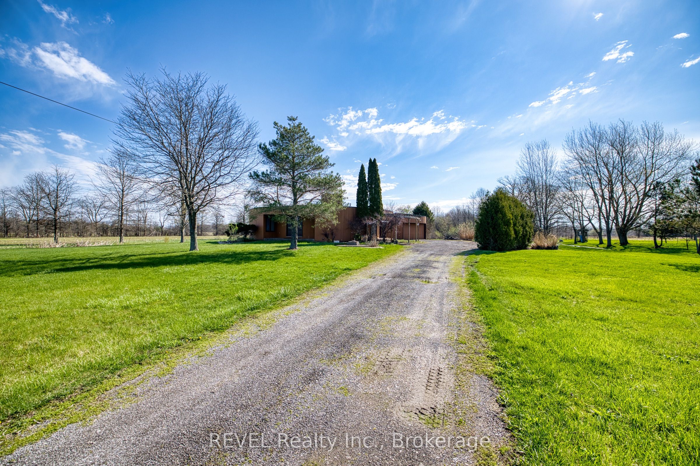 9572 Sodom Road Property Photo 3