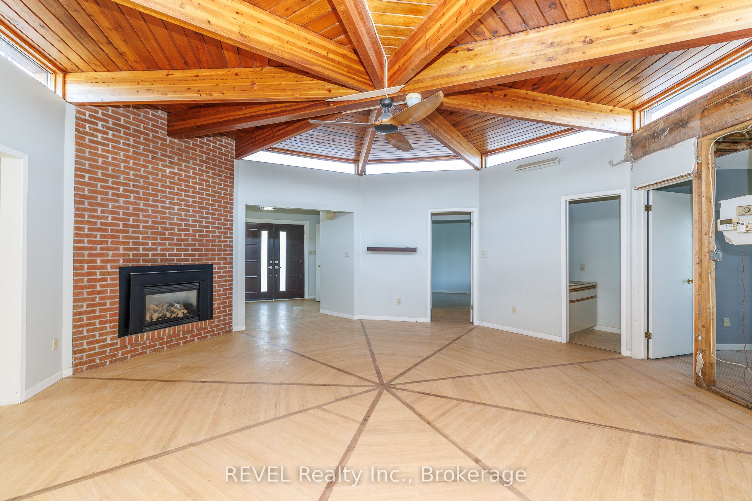 9572 Sodom Road Property Photo 11