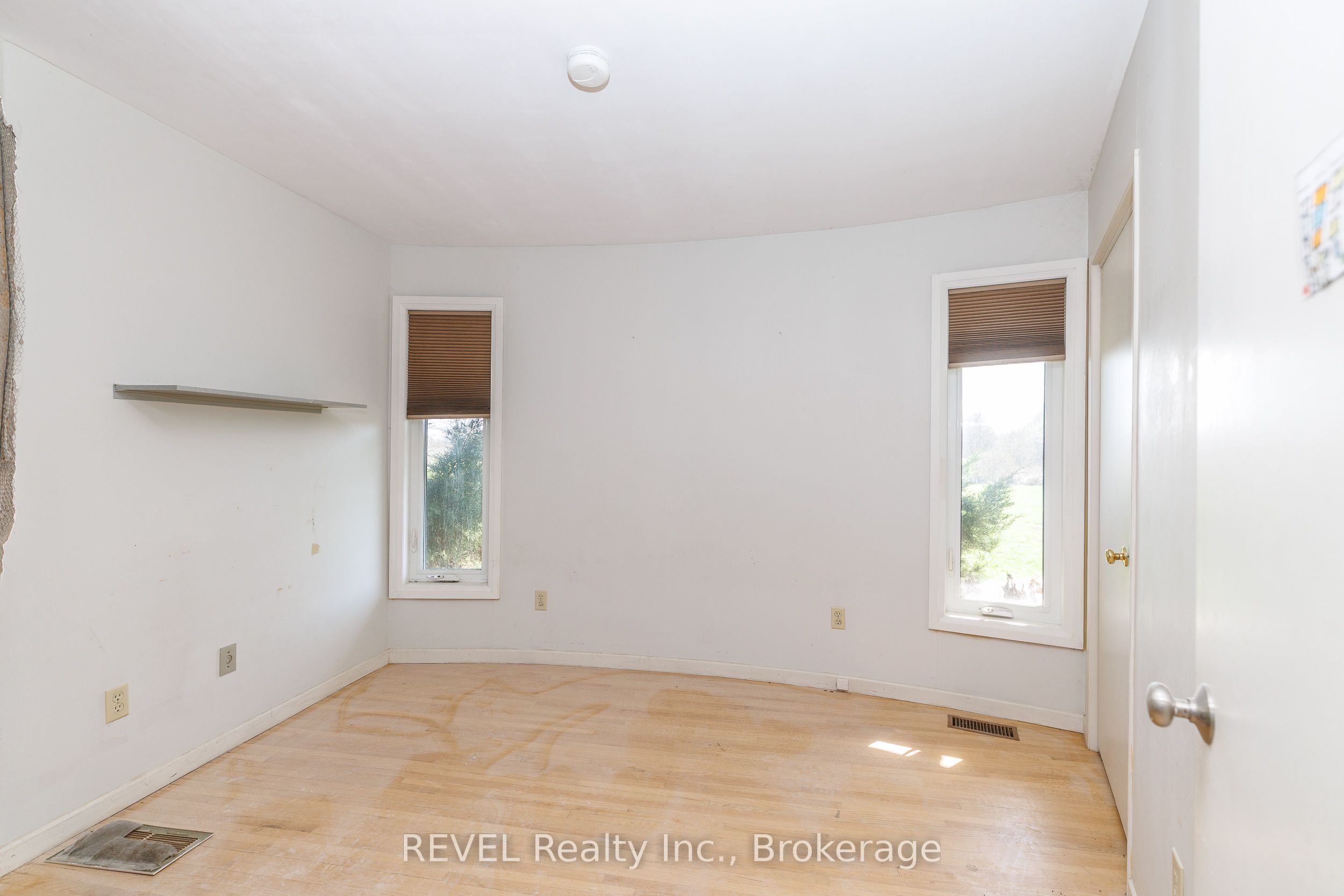 9572 Sodom Road Property Photo 13