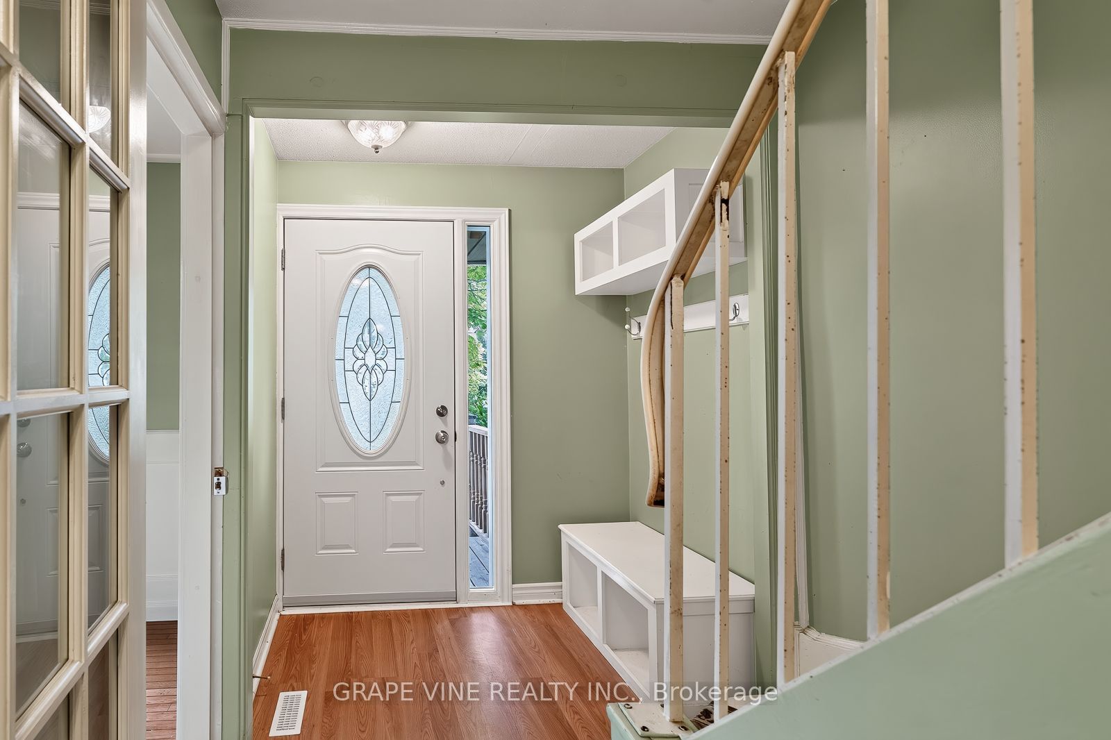 108 Fieldgate Drive Property Photo 3