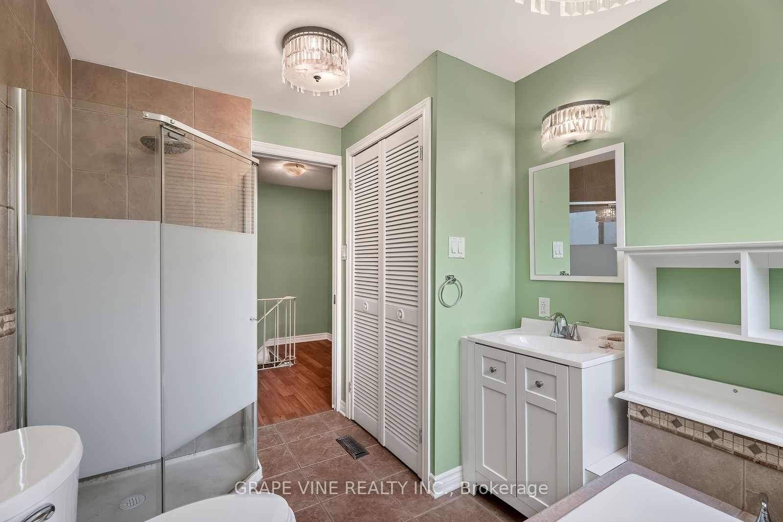108 Fieldgate Drive Property Photo 21