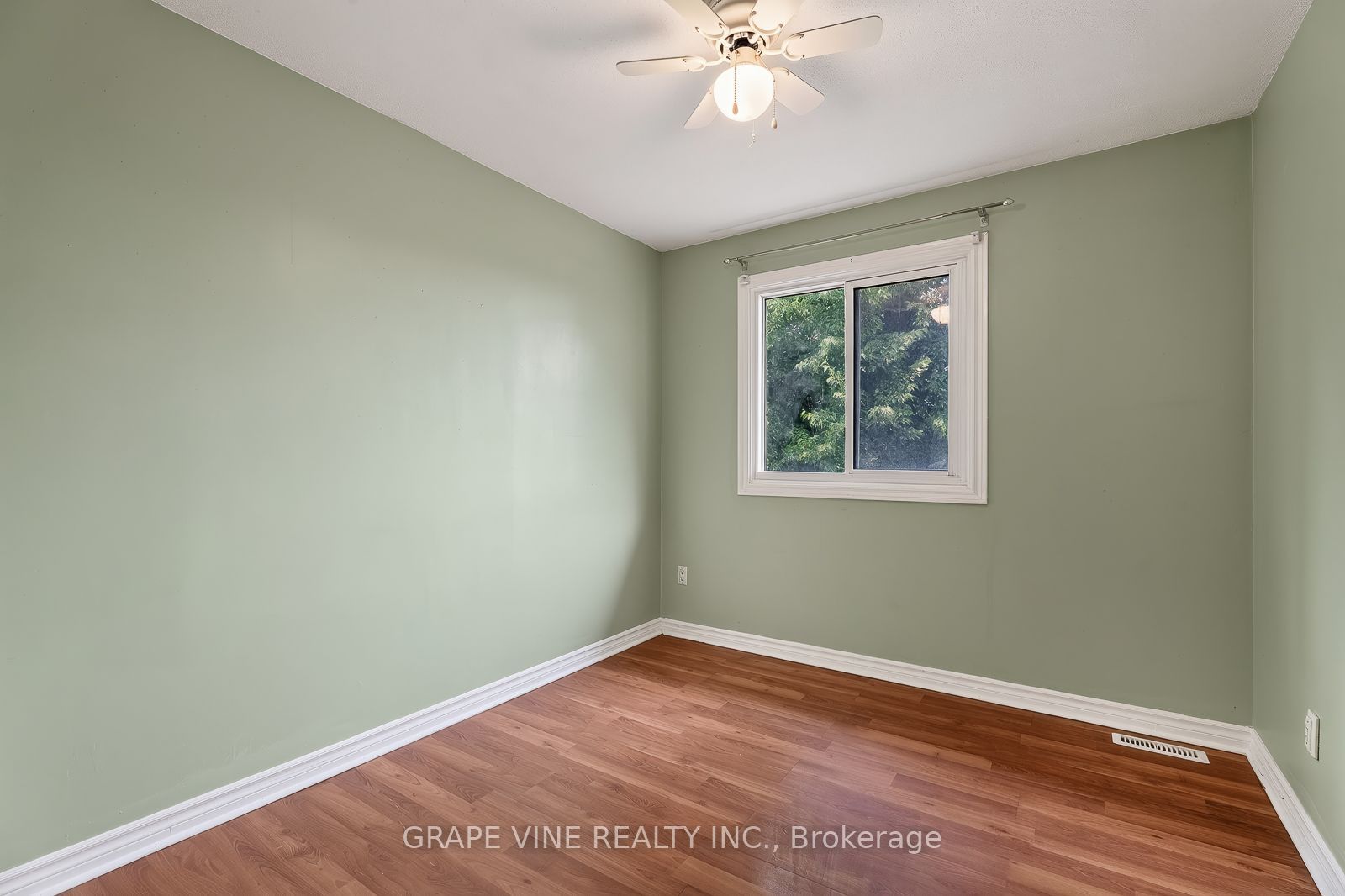 108 Fieldgate Drive Property Photo 24