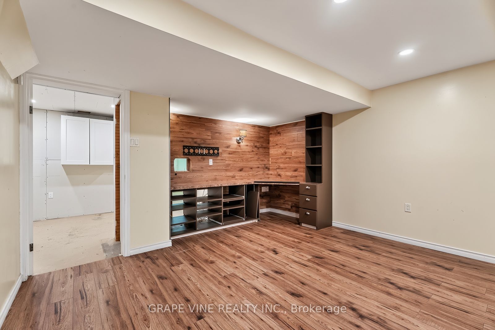 108 Fieldgate Drive Property Photo 27