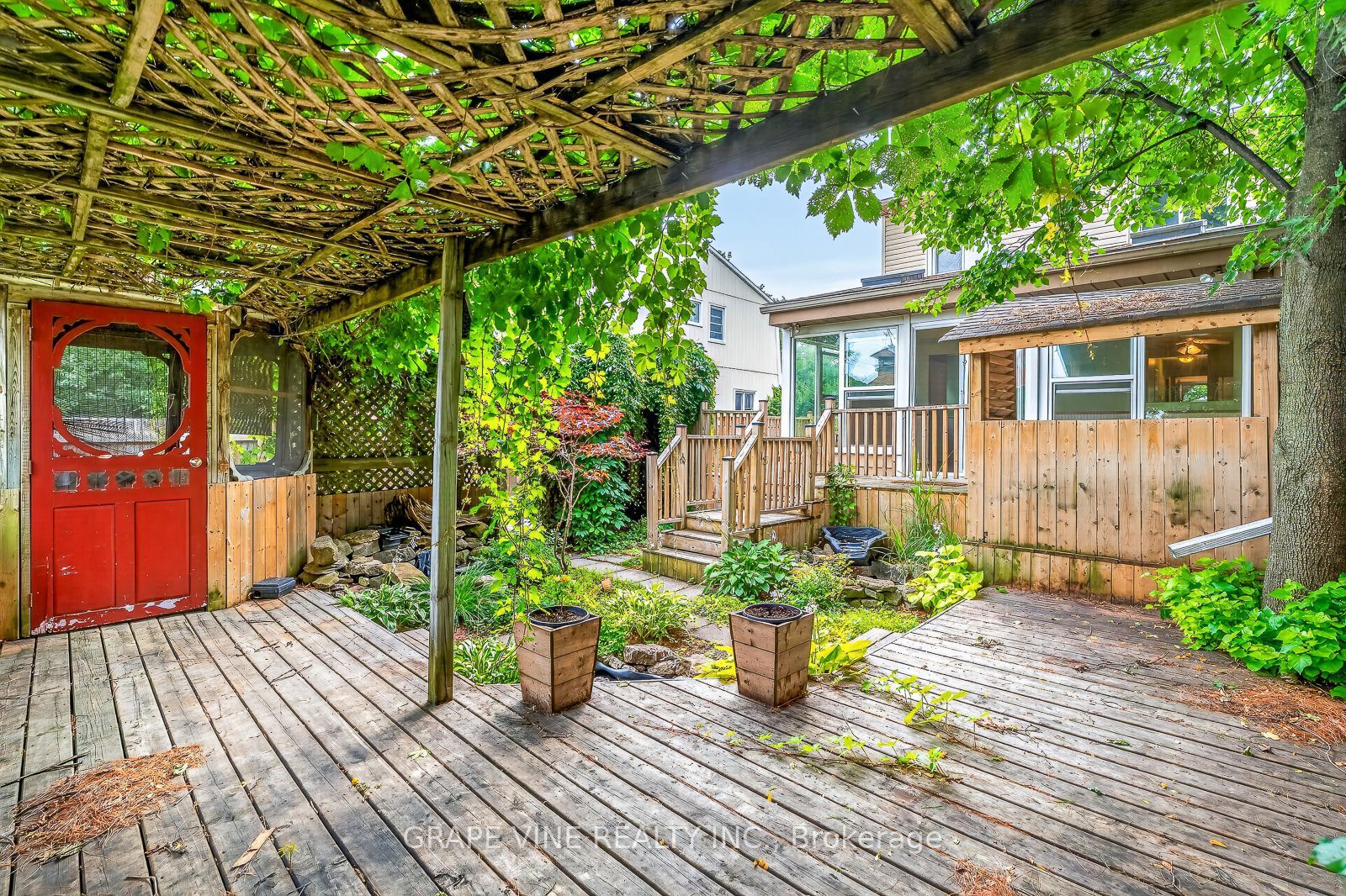 108 Fieldgate Drive Property Photo 35
