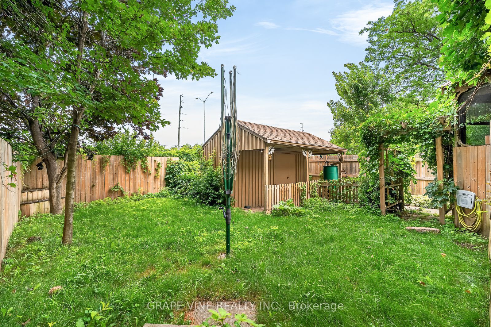108 Fieldgate Drive Property Photo 38
