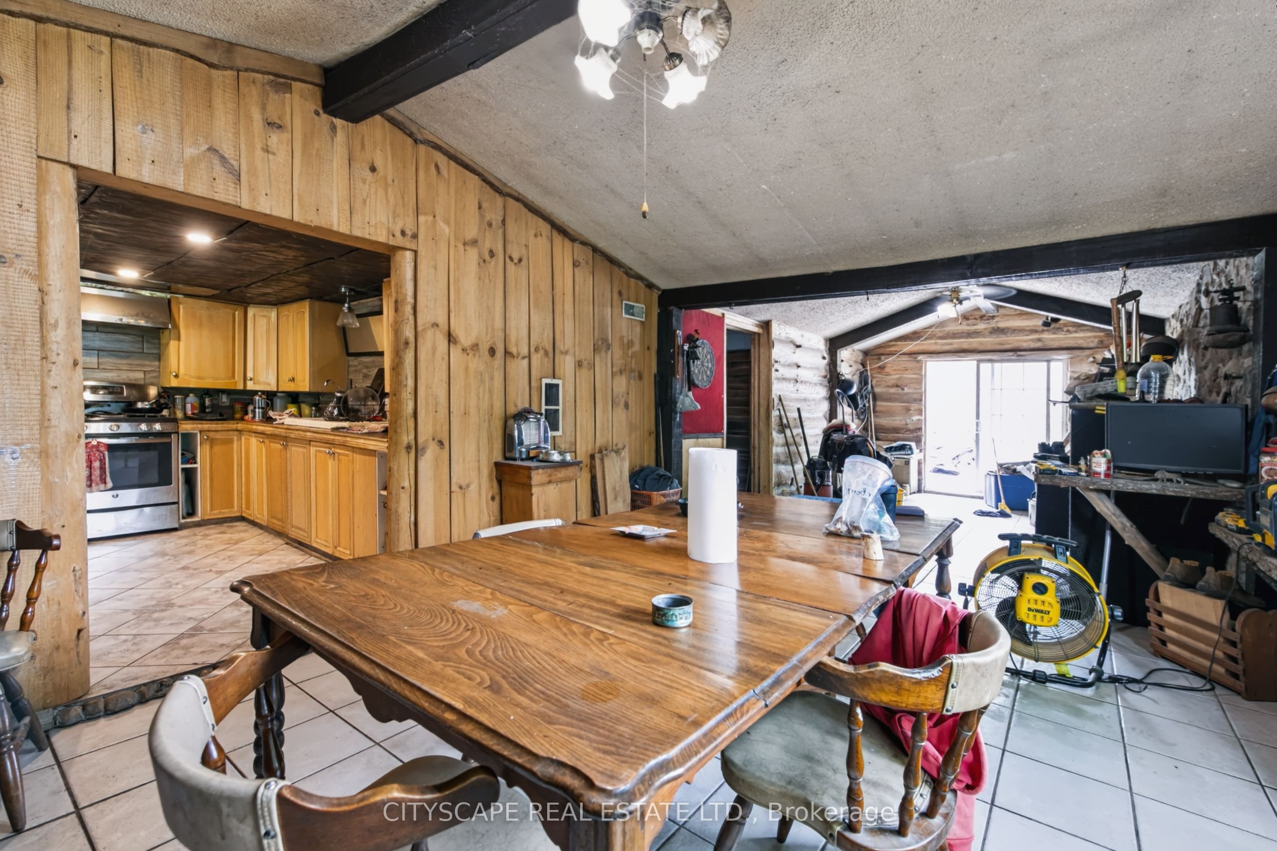 12 Enos Street Property Photo 12