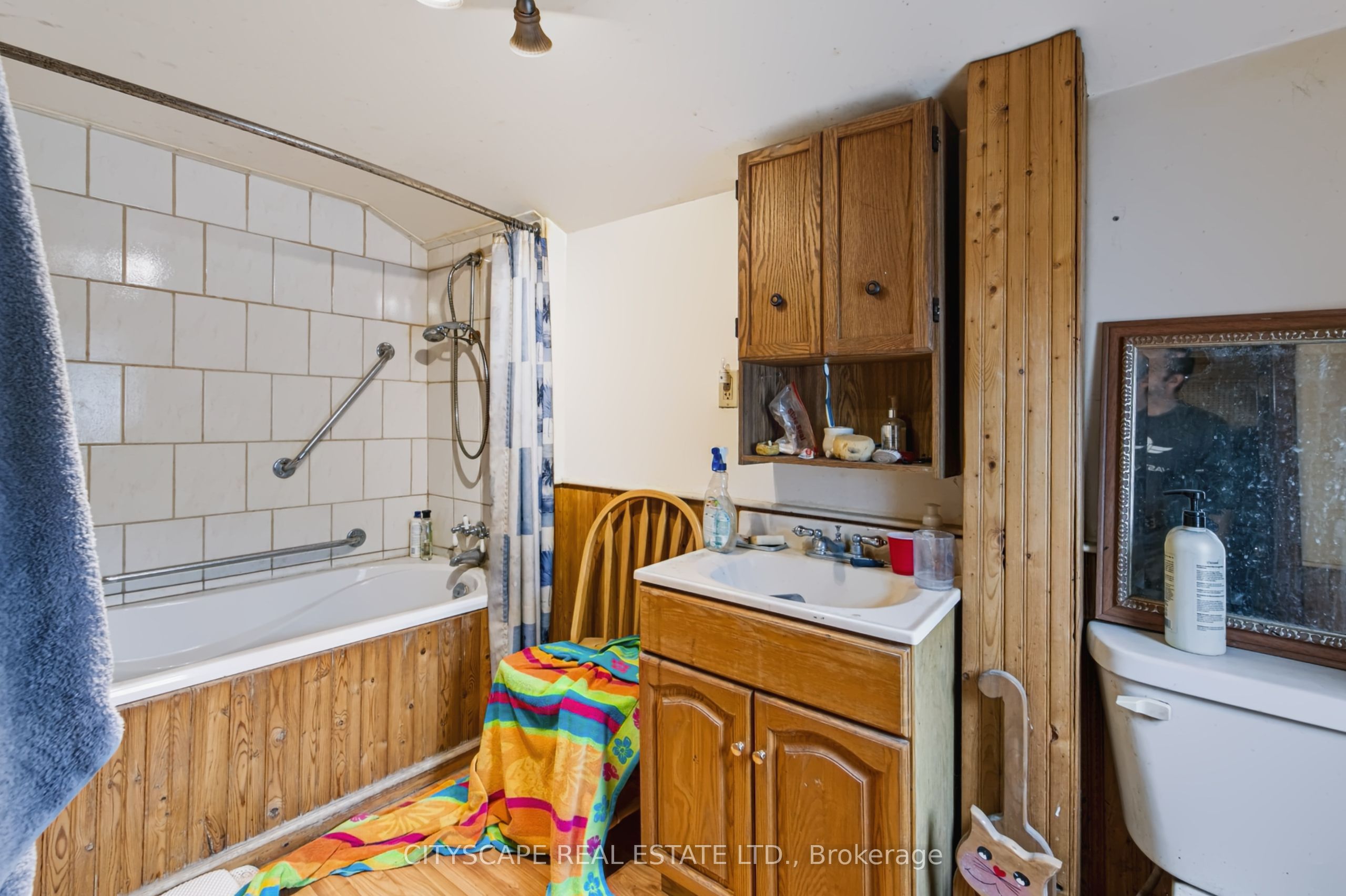 12 Enos Street Property Photo 18
