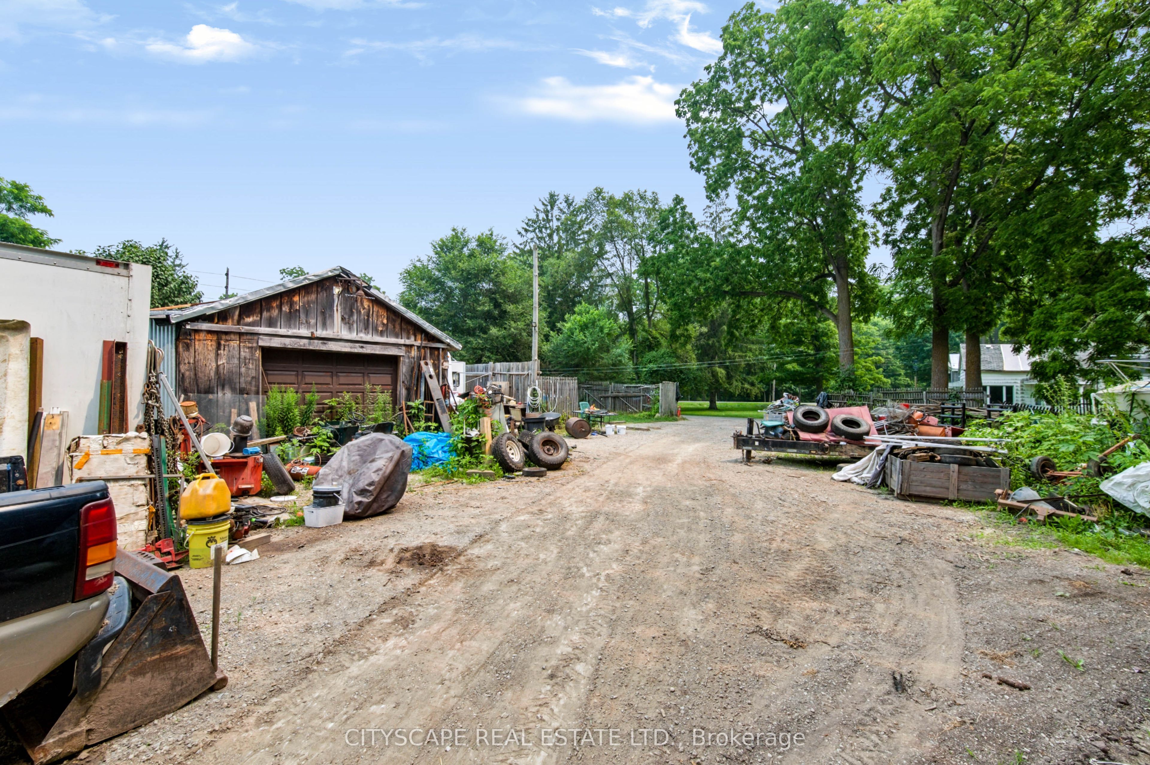 12 Enos Street Property Photo 23