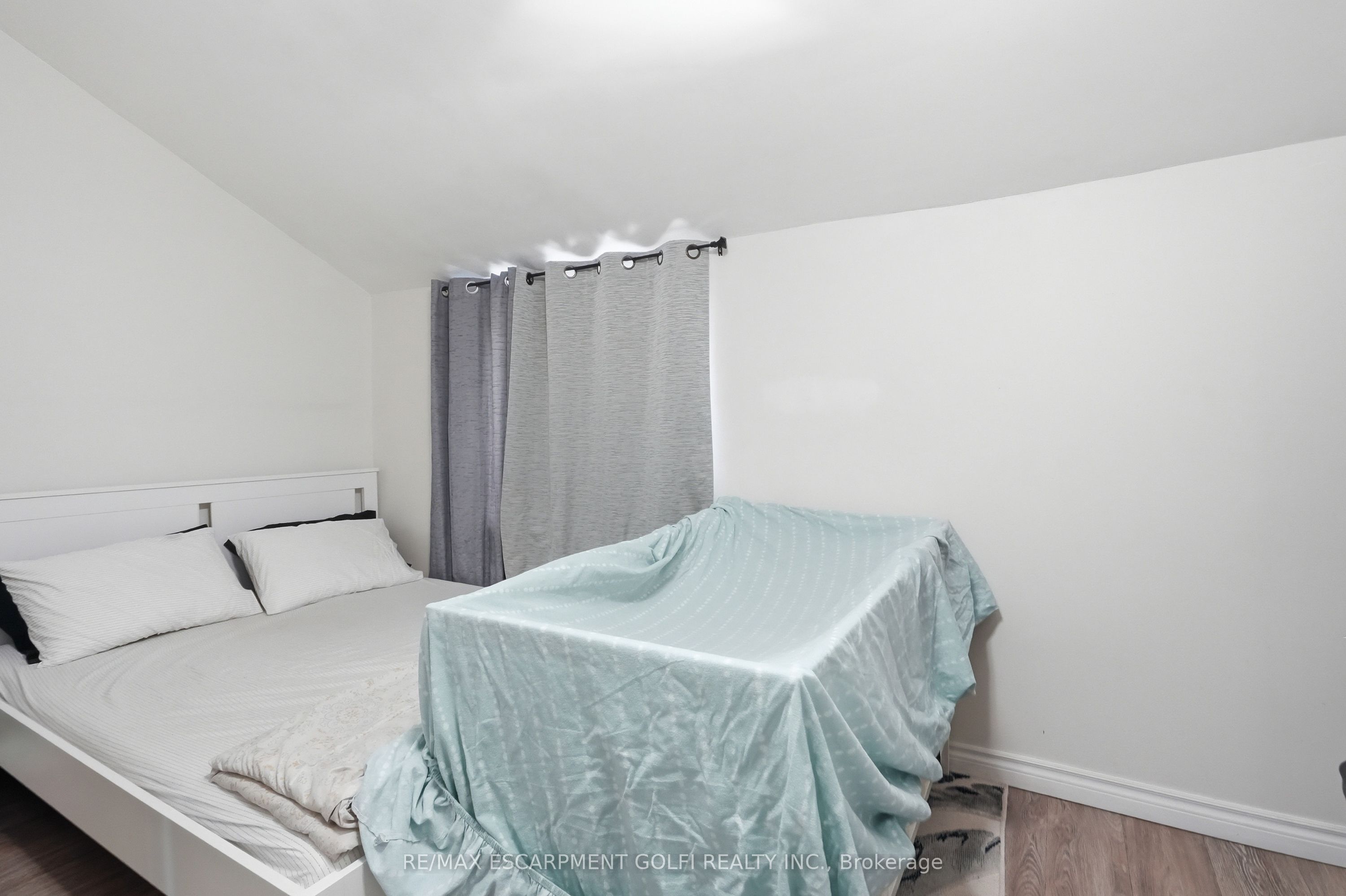 100 Chestnut Avenue Property Photo 15