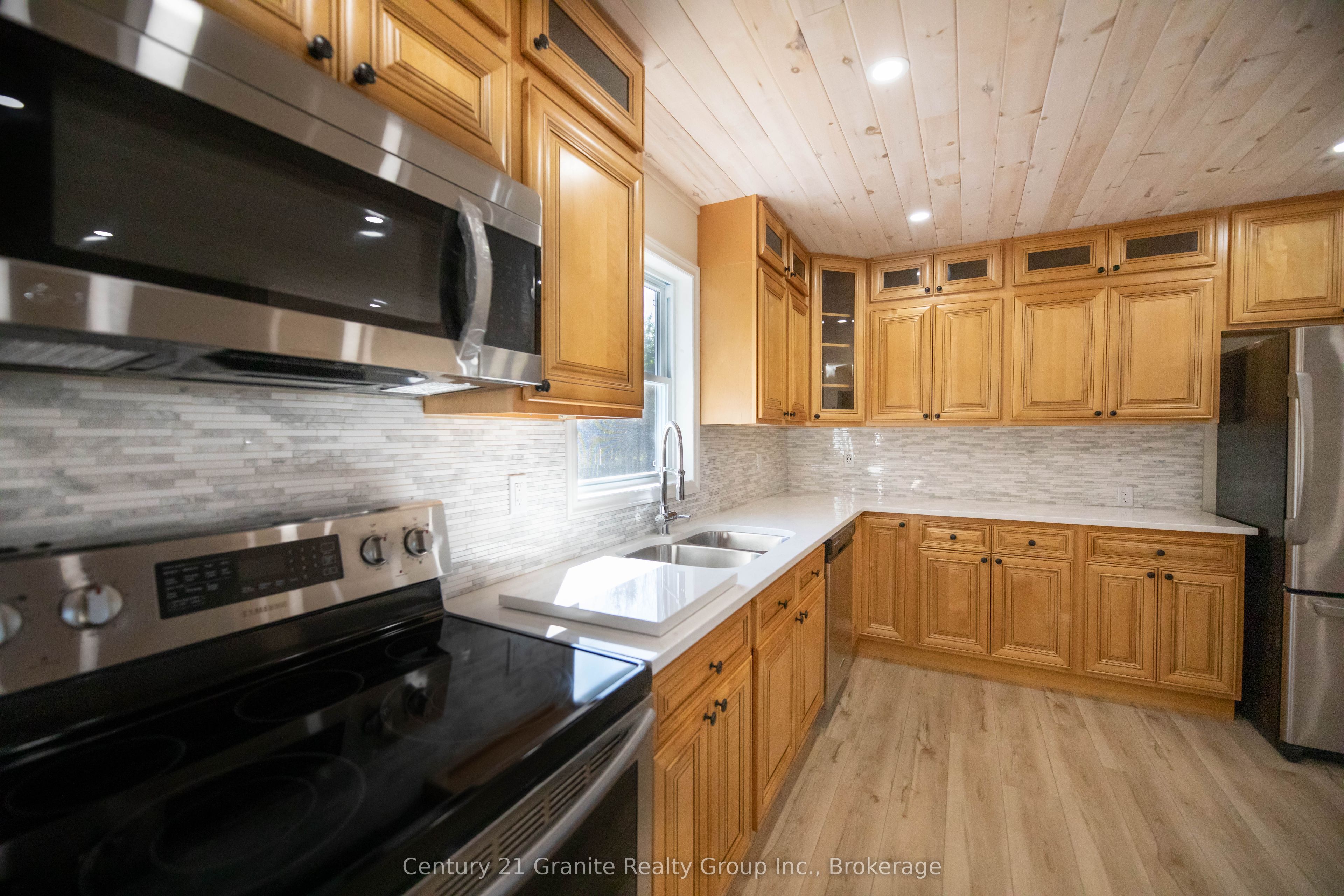 1160 Kennisis Lake Road Property Photo 6