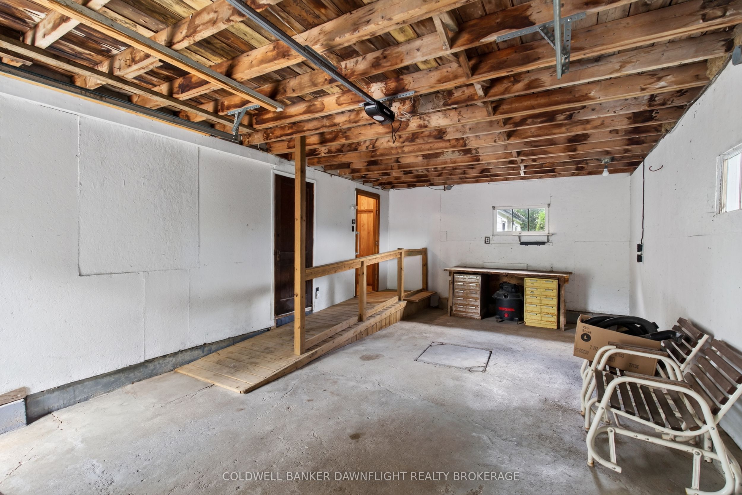 33990 Roman Line Property Photo 33