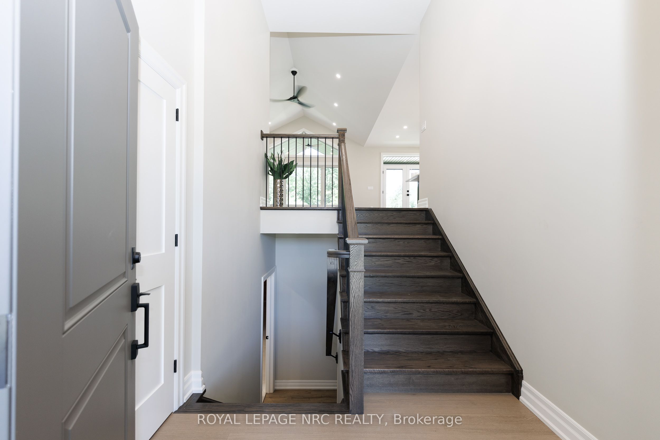 270 Lancaster Drive Property Photo 7