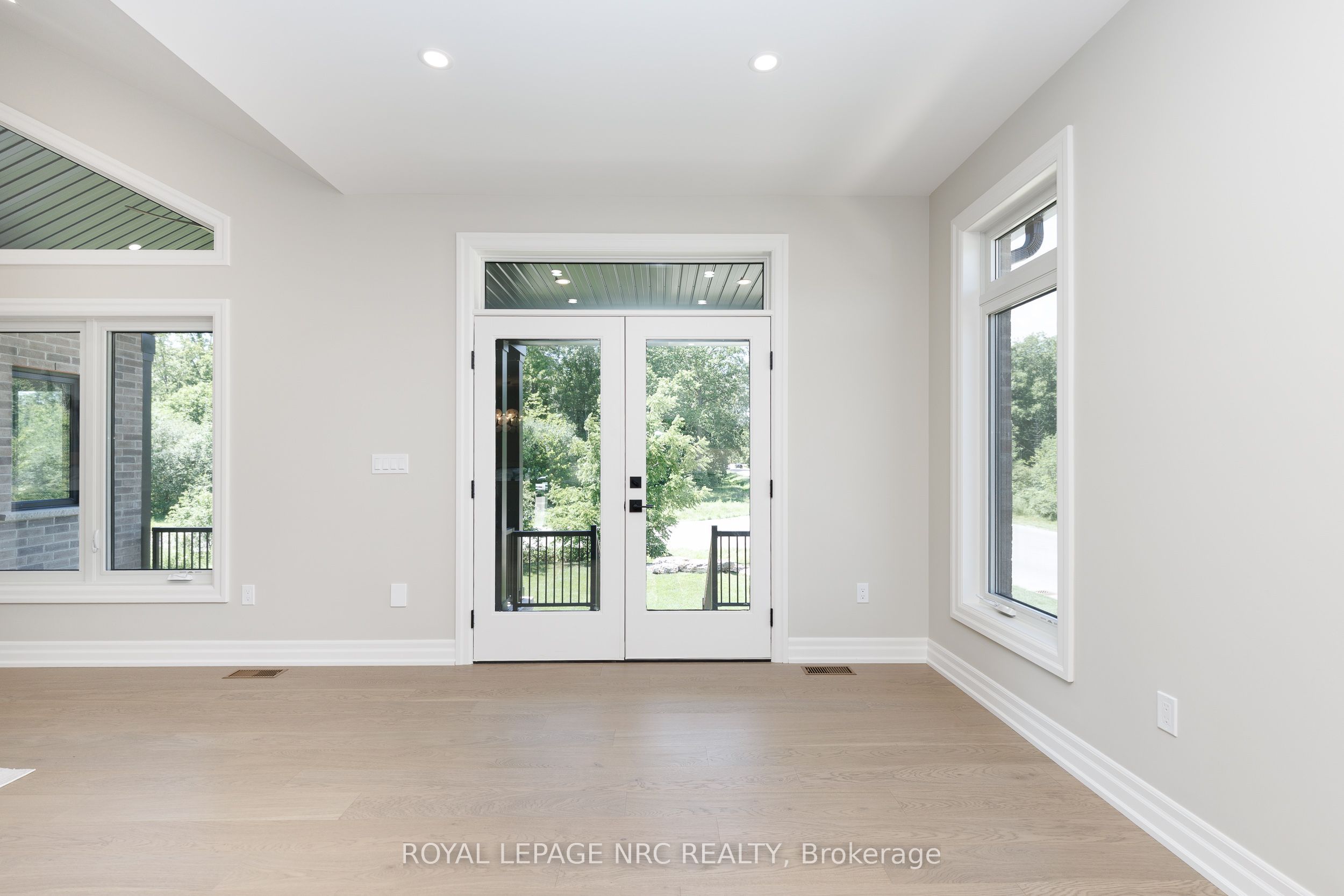 270 Lancaster Drive Property Photo 11