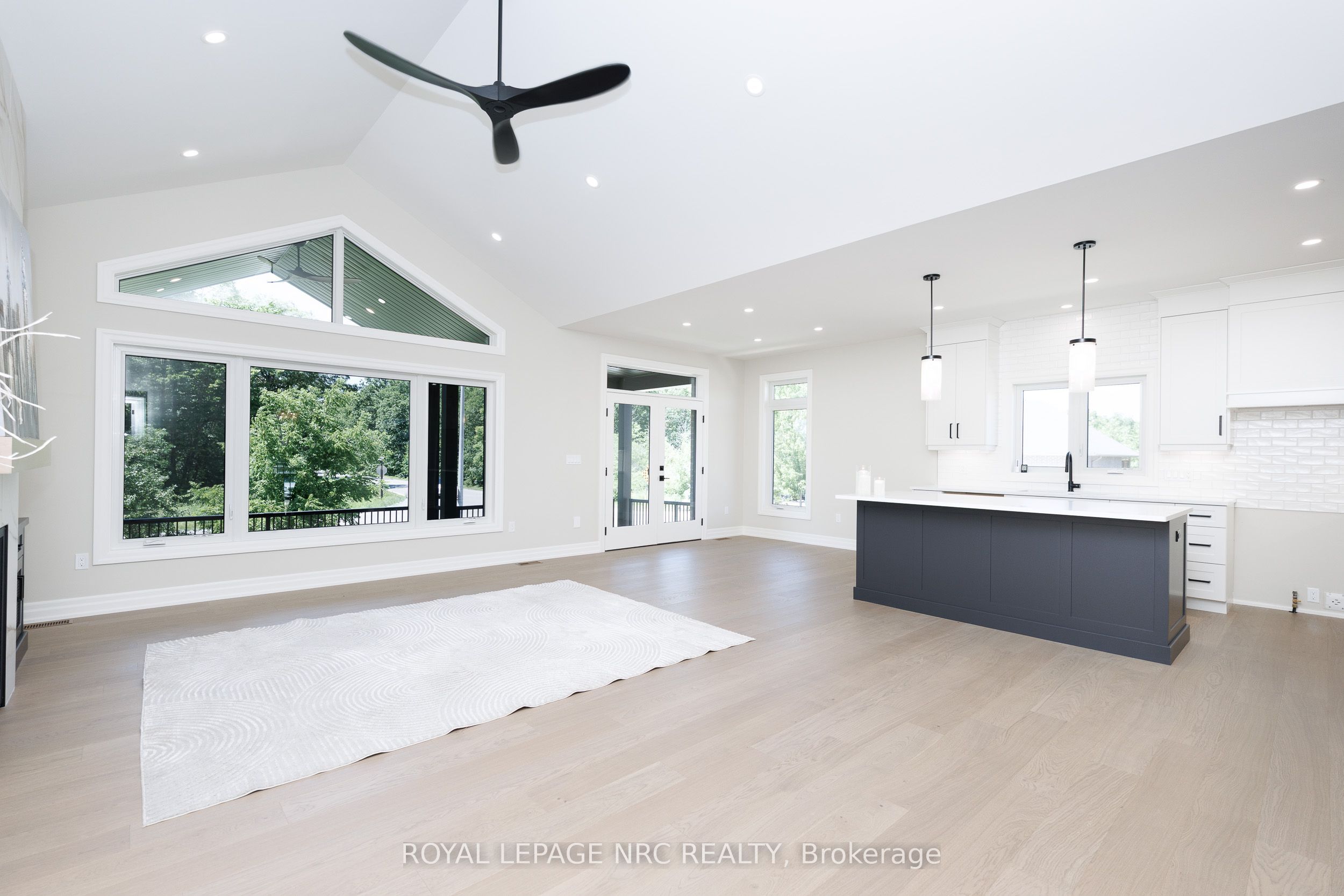 270 Lancaster Drive Property Photo 17