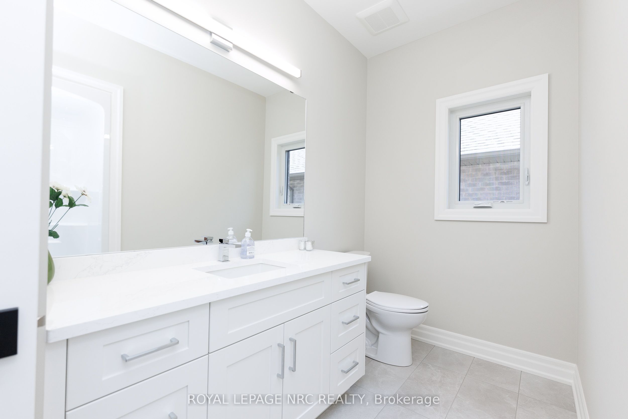 270 Lancaster Drive Property Photo 25