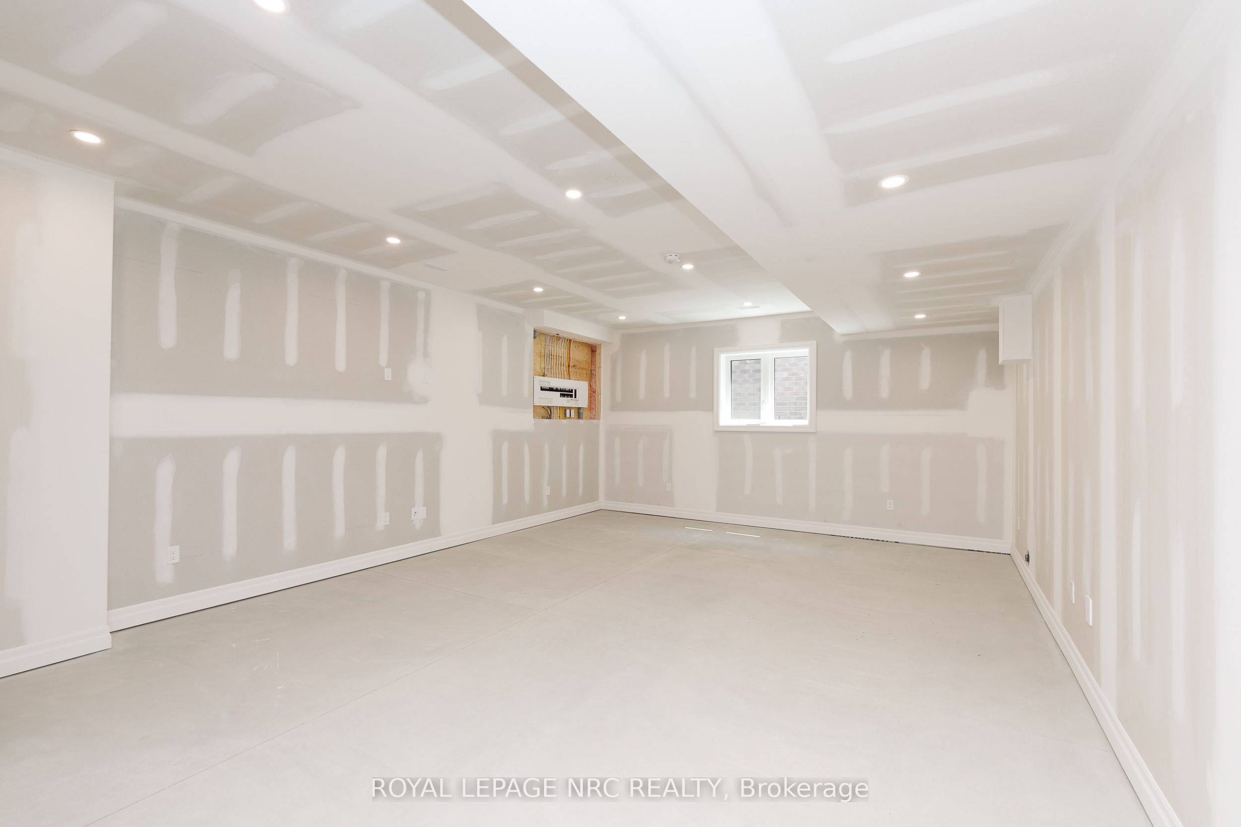270 Lancaster Drive Property Photo 34