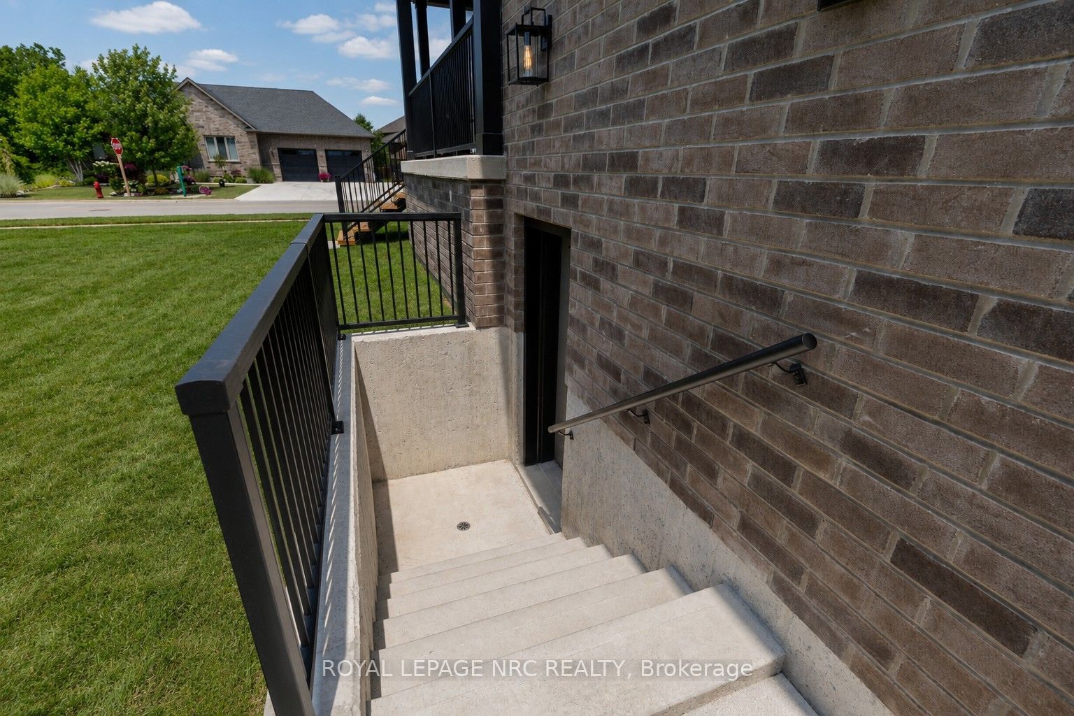 270 Lancaster Drive Property Photo 39